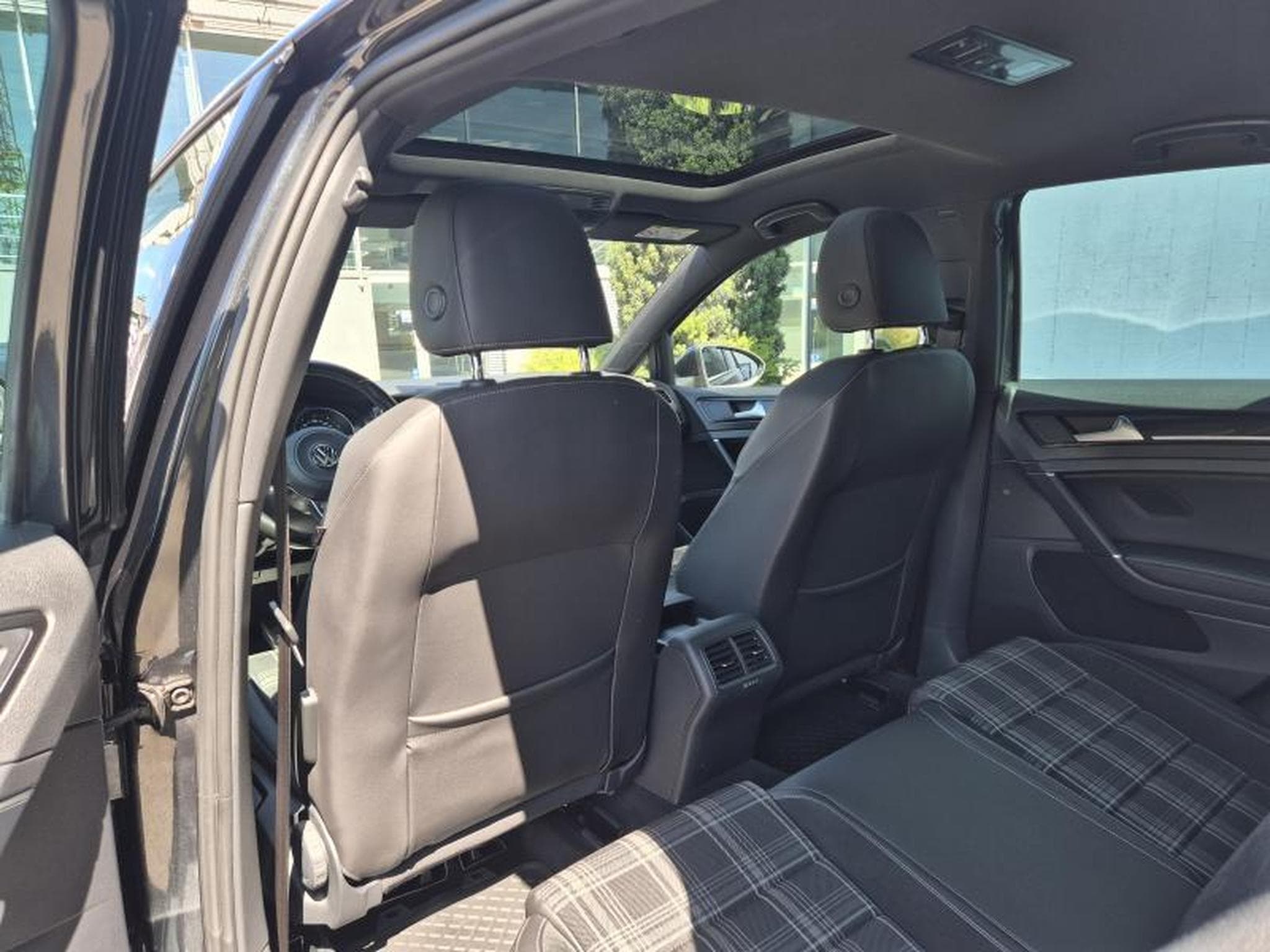 VW Golf GTD BlueMotion Technology DSG (2016) - Photo 9