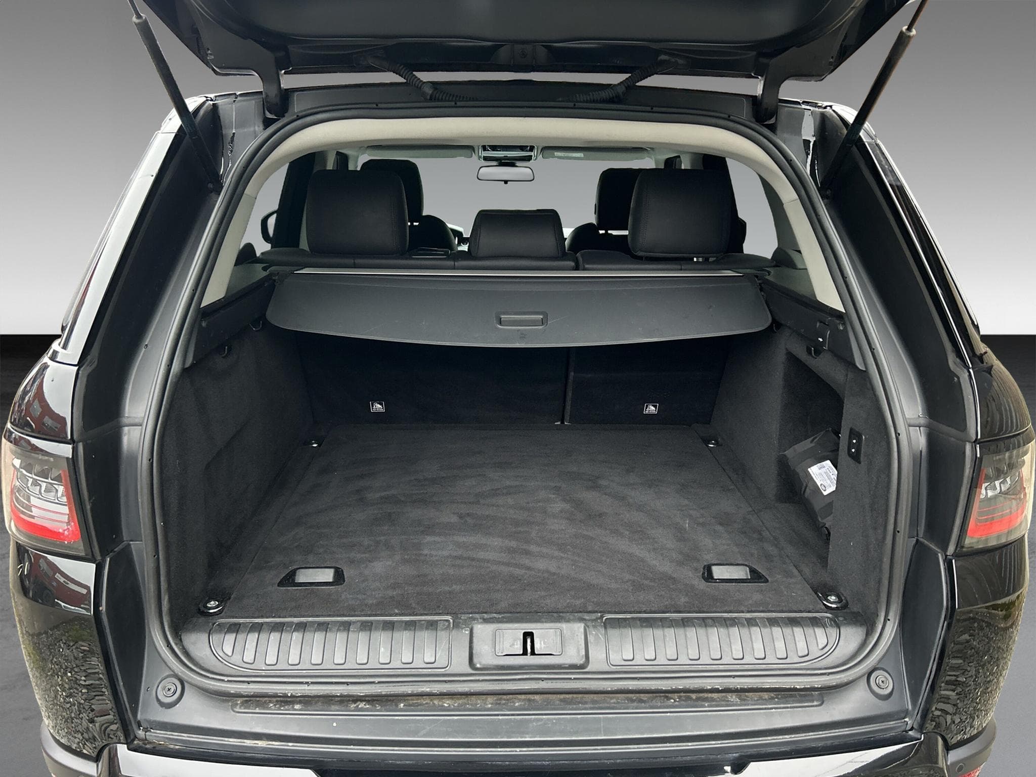 Land-Rover Range Rover Sport D250 S (2021) - Photo 11
