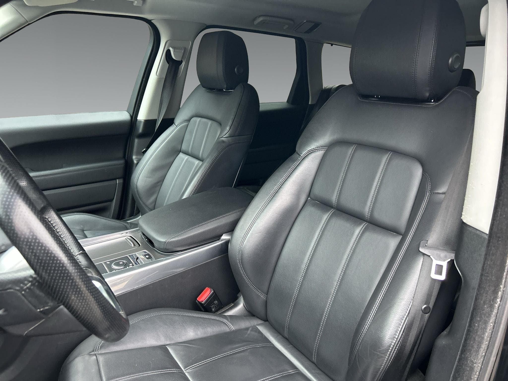Land-Rover Range Rover Sport D250 S (2021) - Photo 7