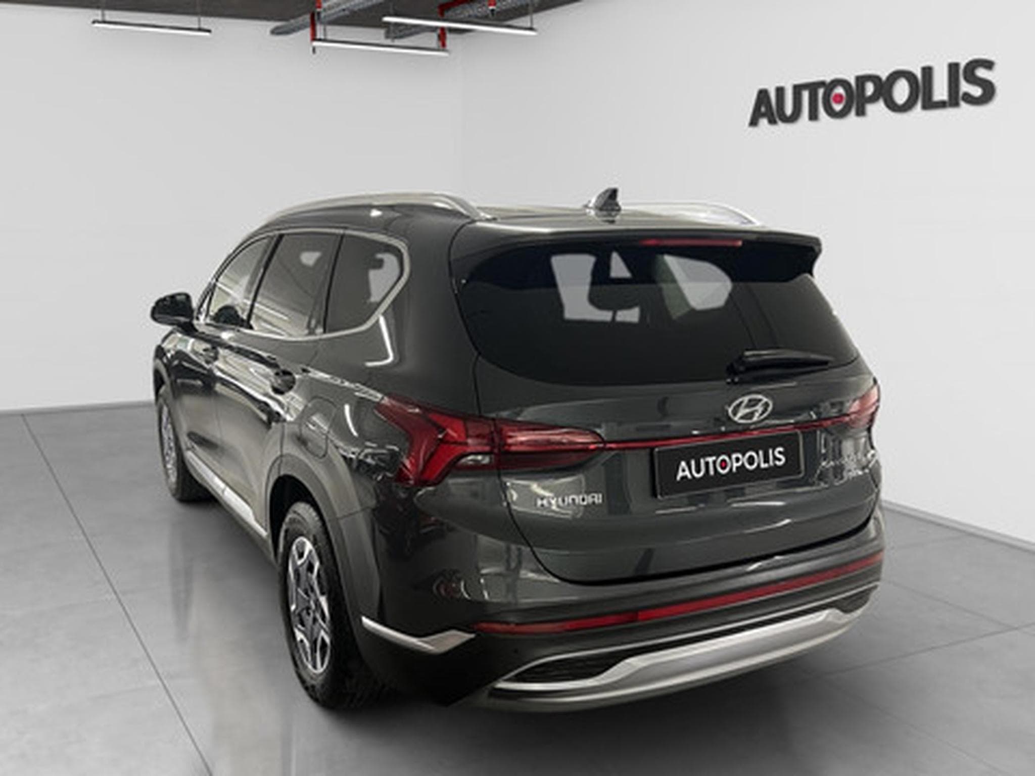 Hyundai Santa Fe 1.6 T-GDi Hybrid Shine Aut. (2021) - Photo 17