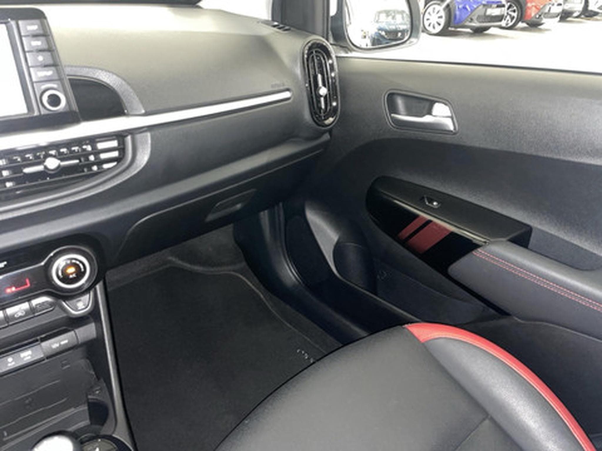 Kia Picanto 1.2 GT LINE (2020) - Photo 9
