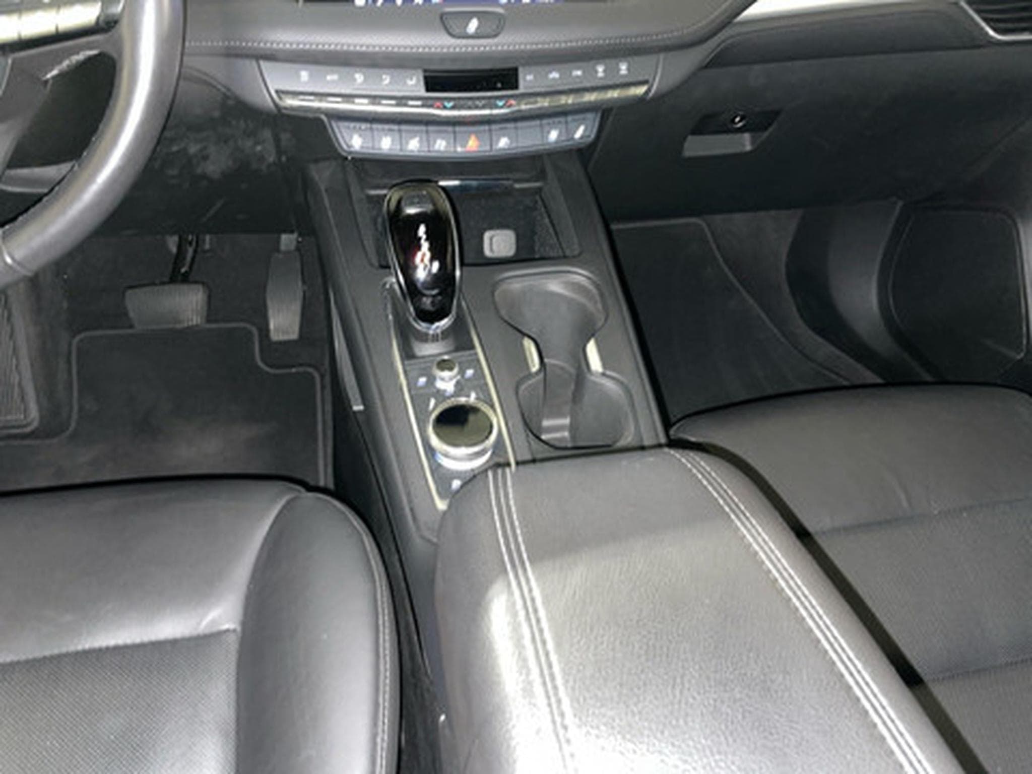 Cadillac XT4 2.0 350D Premium Luxury Auto. (2023) - Photo 10