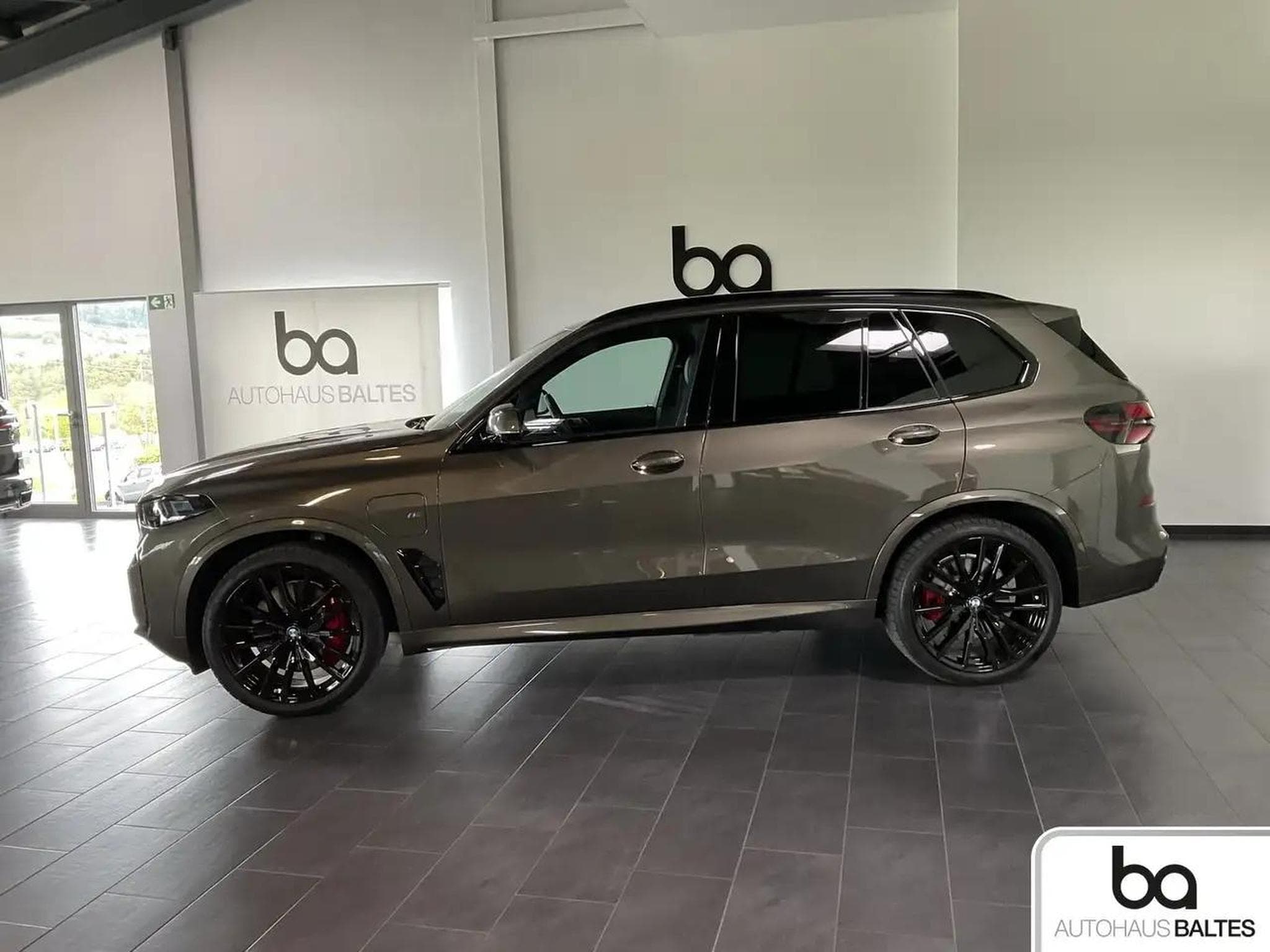 BMW X5 (2025) - Photo 3