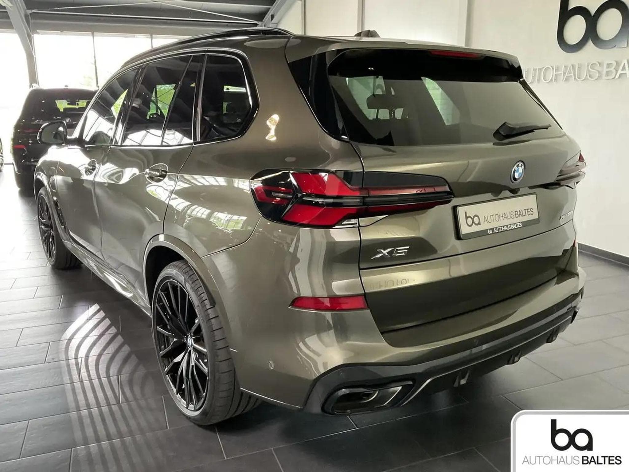 BMW X5 (2025) - Photo 4