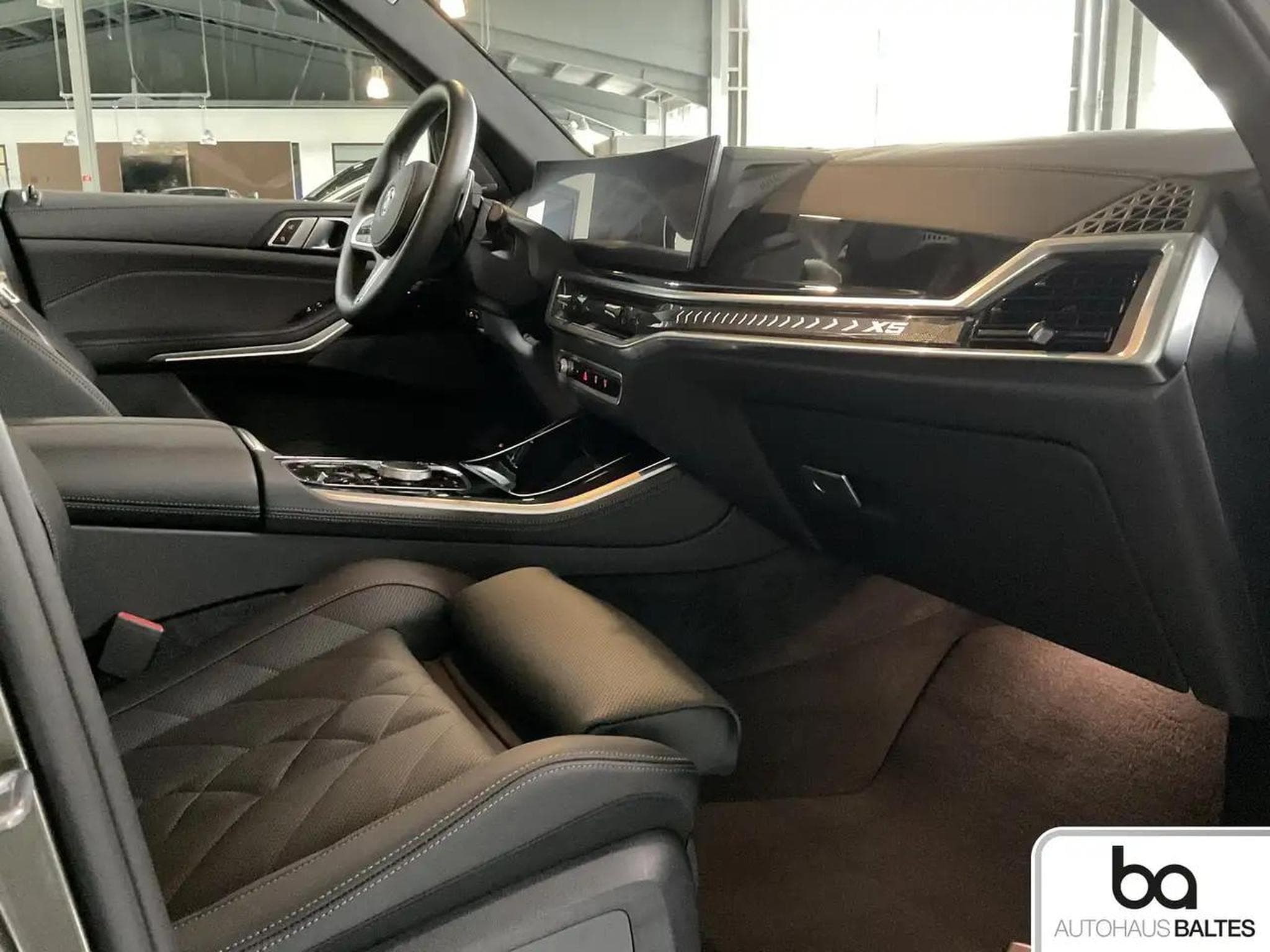 BMW X5 (2025) - Photo 6