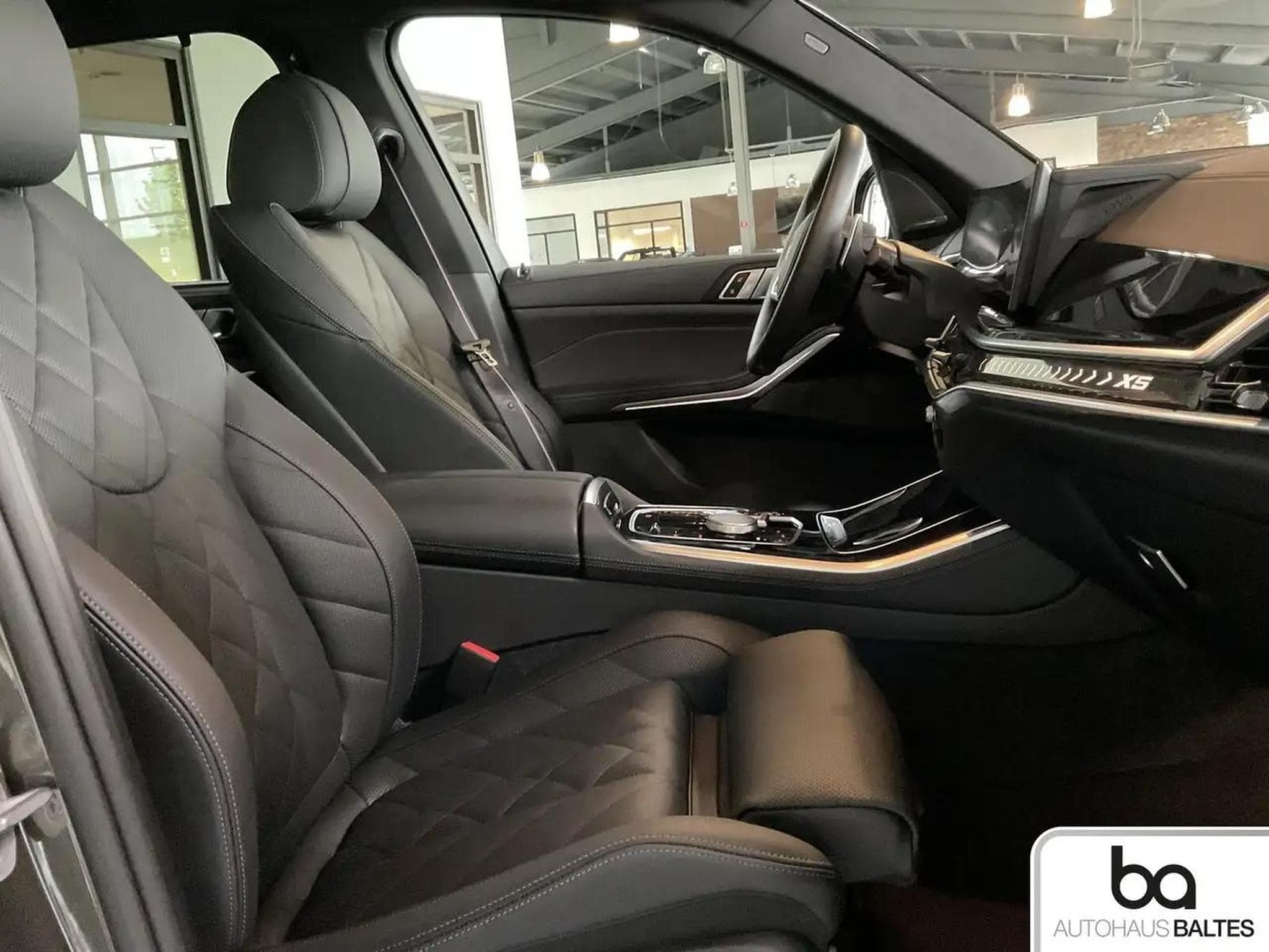 BMW X5 (2025) - Photo 7