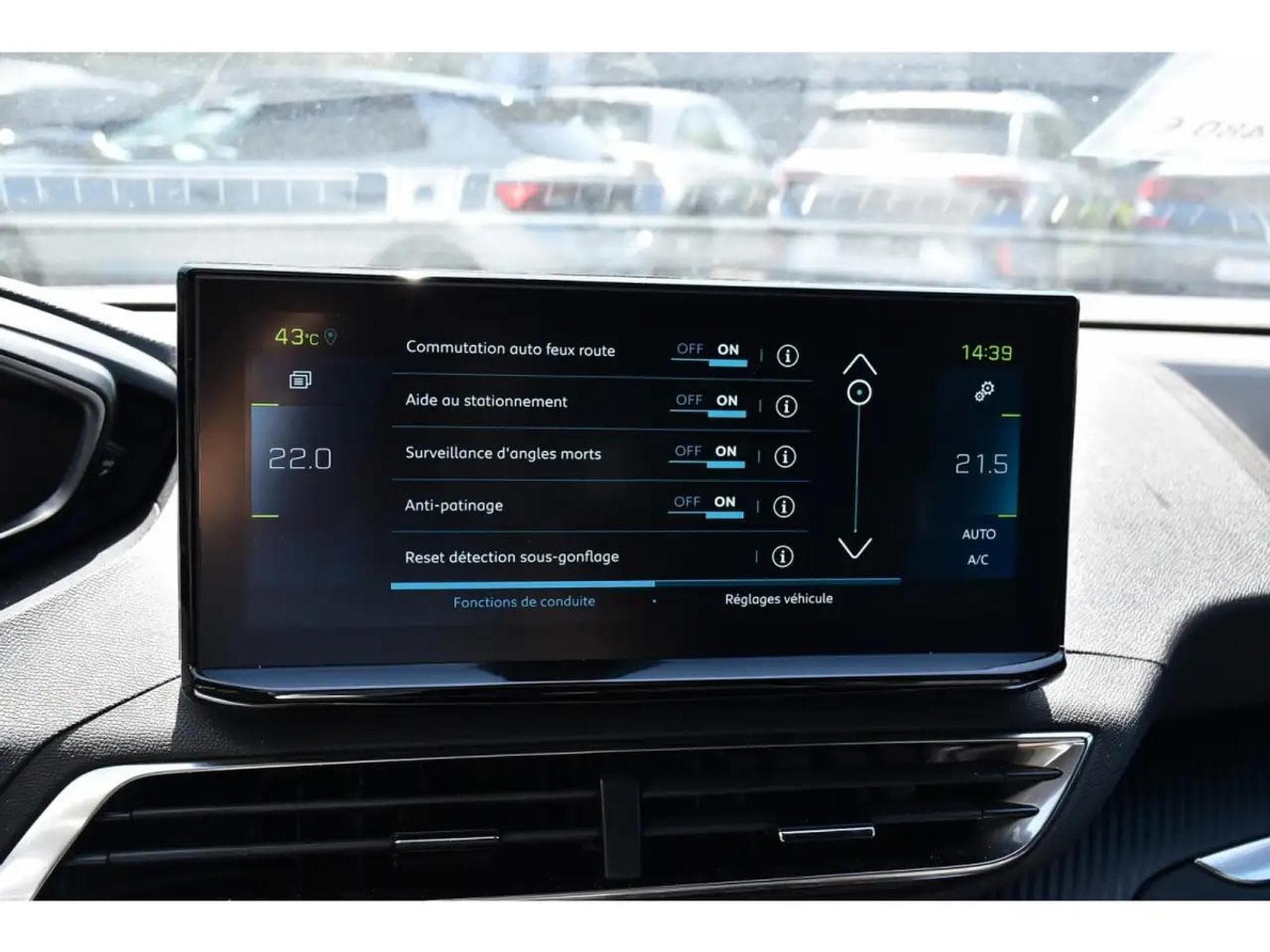 Peugeot 3008 (2024) - Photo 13