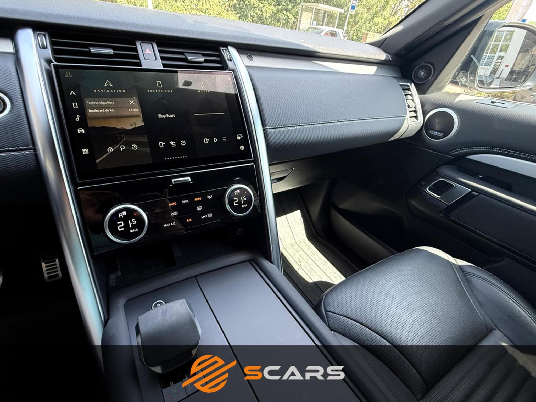 Land-Rover Discovery 3.0 TD6 250CV R-DYNAMIC (2022) - Photo 14