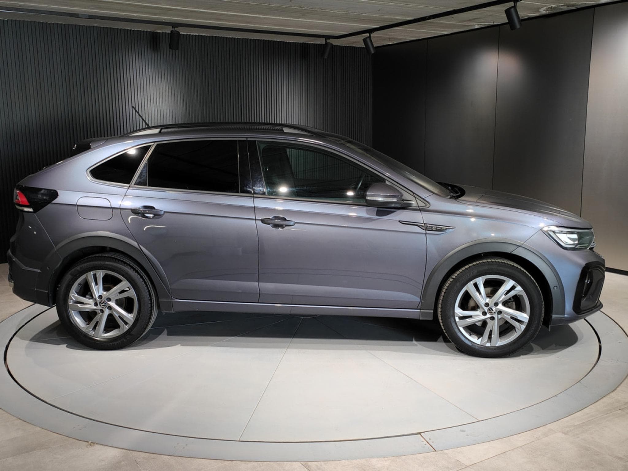 VW Taigo 1.0 TSI R-LINE CARPLAY GPS CAMERA BLUETOOTH (2022) - Photo 2