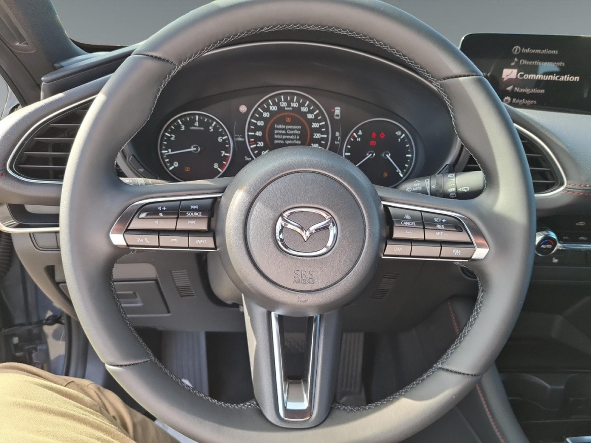 Mazda #3 2.0L e-Skyactiv X 186 hp 6AT Homura (2026) - Photo 12