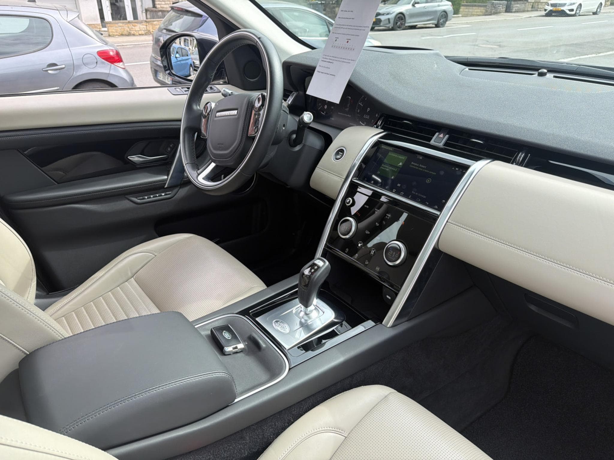Land-Rover Discovery Sport P300e HYBRIDE SE AWD PHEV AUT. (2020) - Photo 13