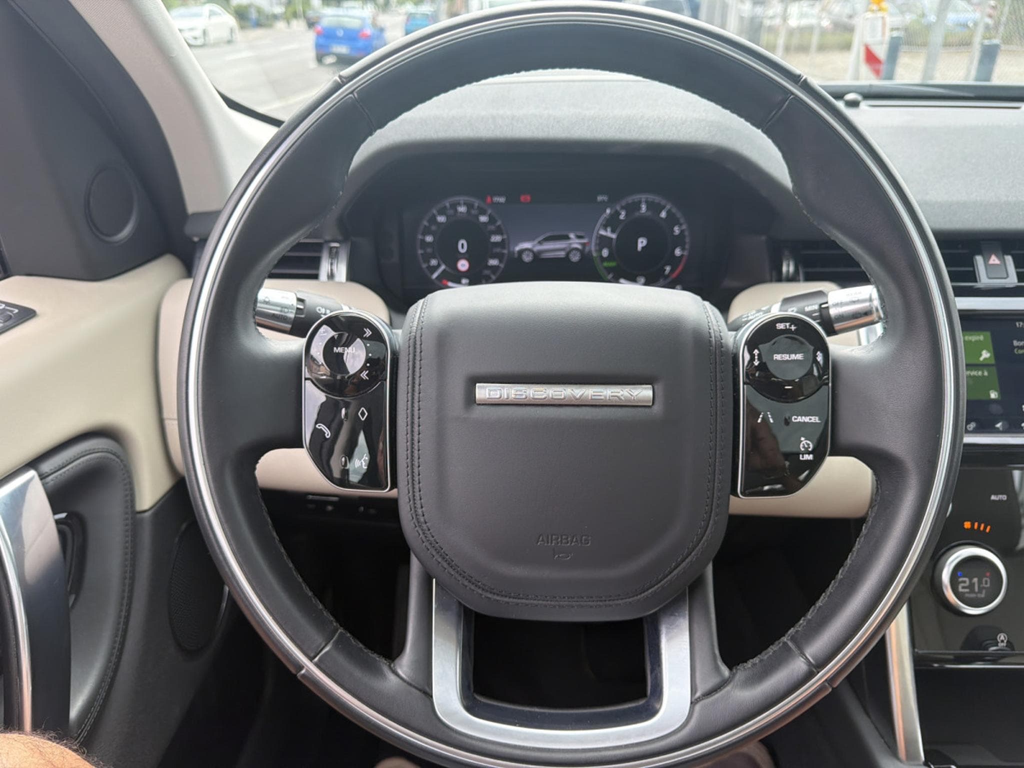 Land-Rover Discovery Sport P300e HYBRIDE SE AWD PHEV AUT. (2020) - Photo 16