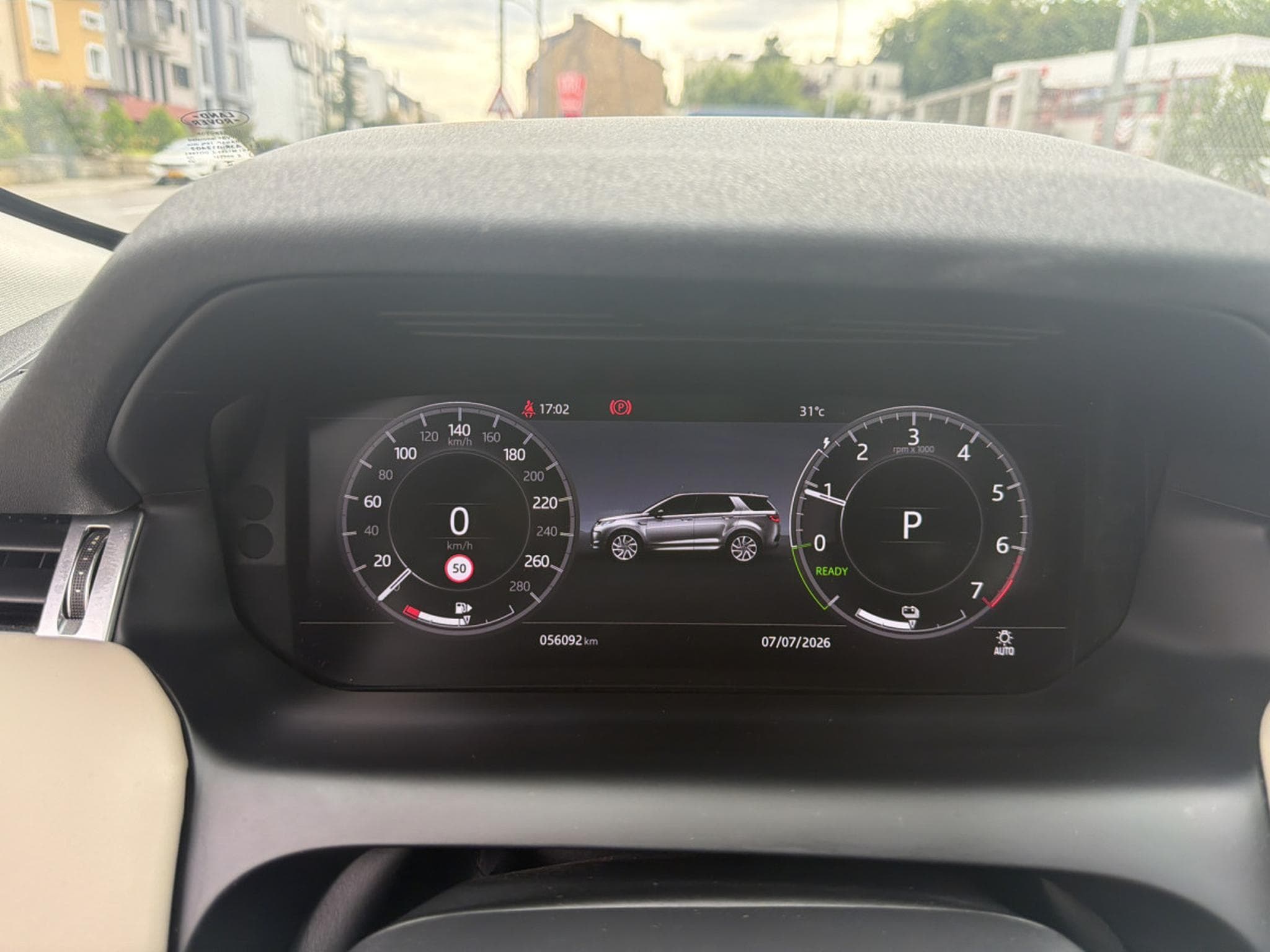 Land-Rover Discovery Sport P300e HYBRIDE SE AWD PHEV AUT. (2020) - Photo 17