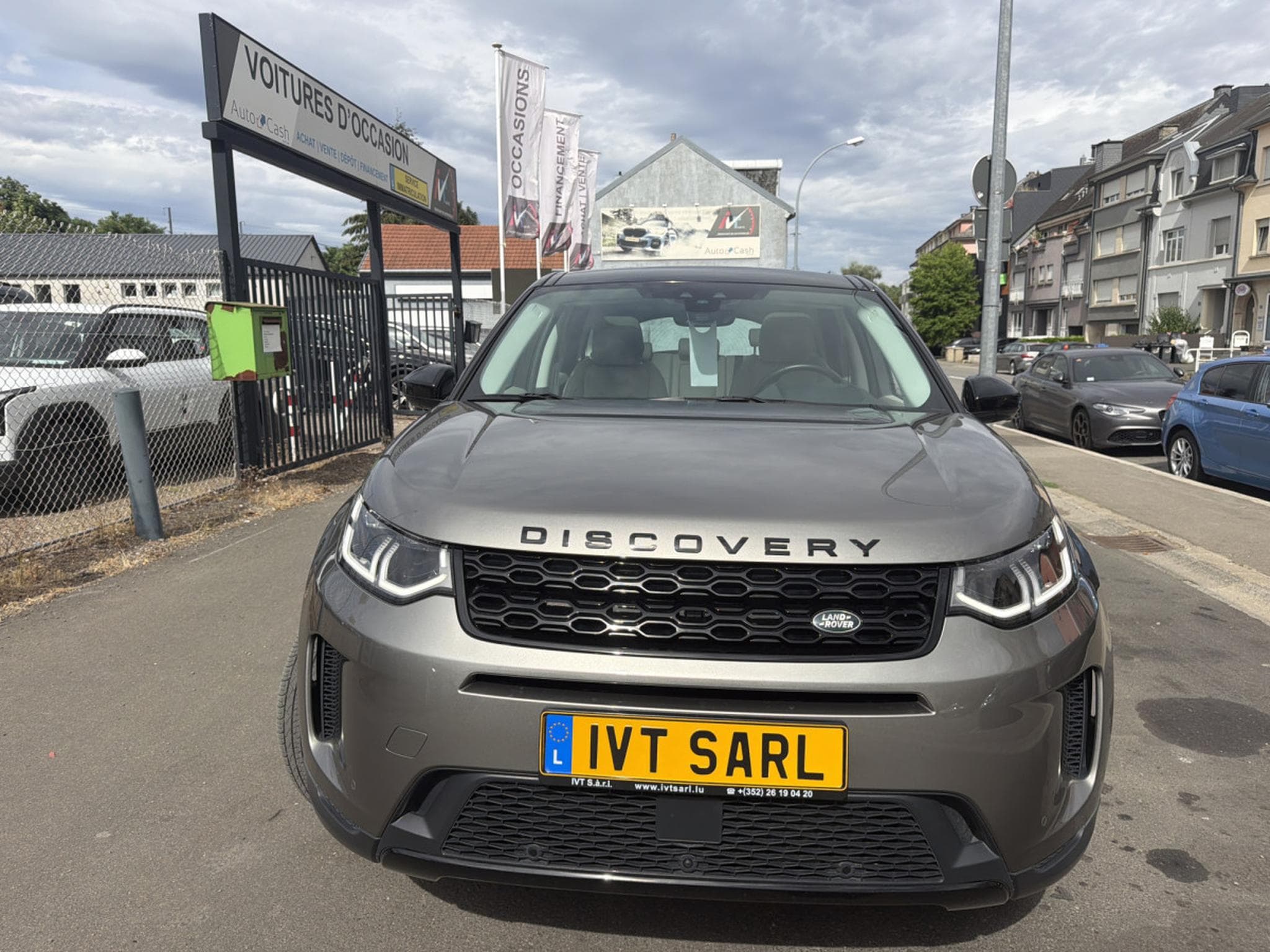 Land-Rover Discovery Sport P300e HYBRIDE SE AWD PHEV AUT. (2020) - Photo 2
