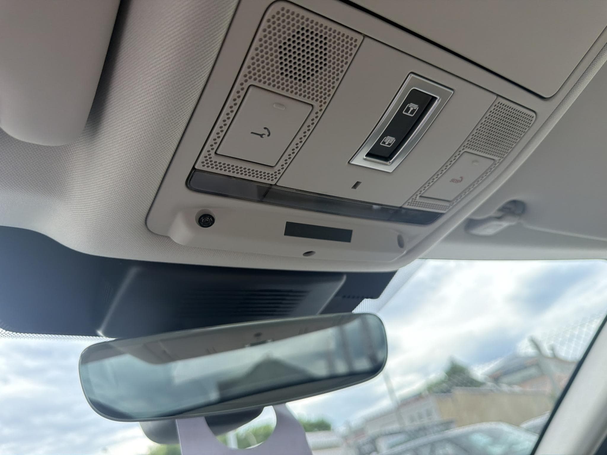 Land-Rover Discovery Sport P300e HYBRIDE SE AWD PHEV AUT. (2020) - Photo 22