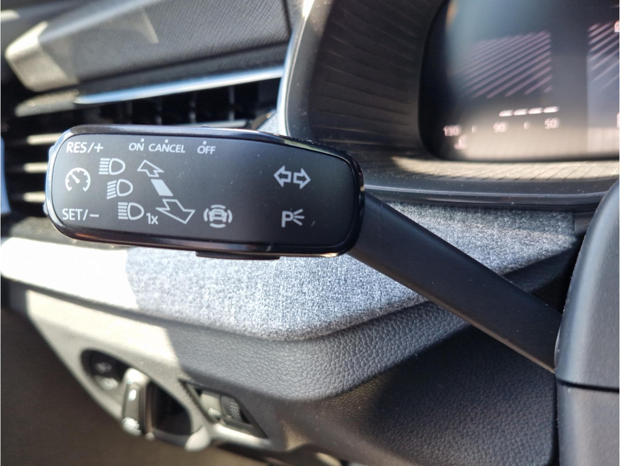 Skoda Kamiq 1.0 TSi 116 DSG Selection (2026) - Photo 13