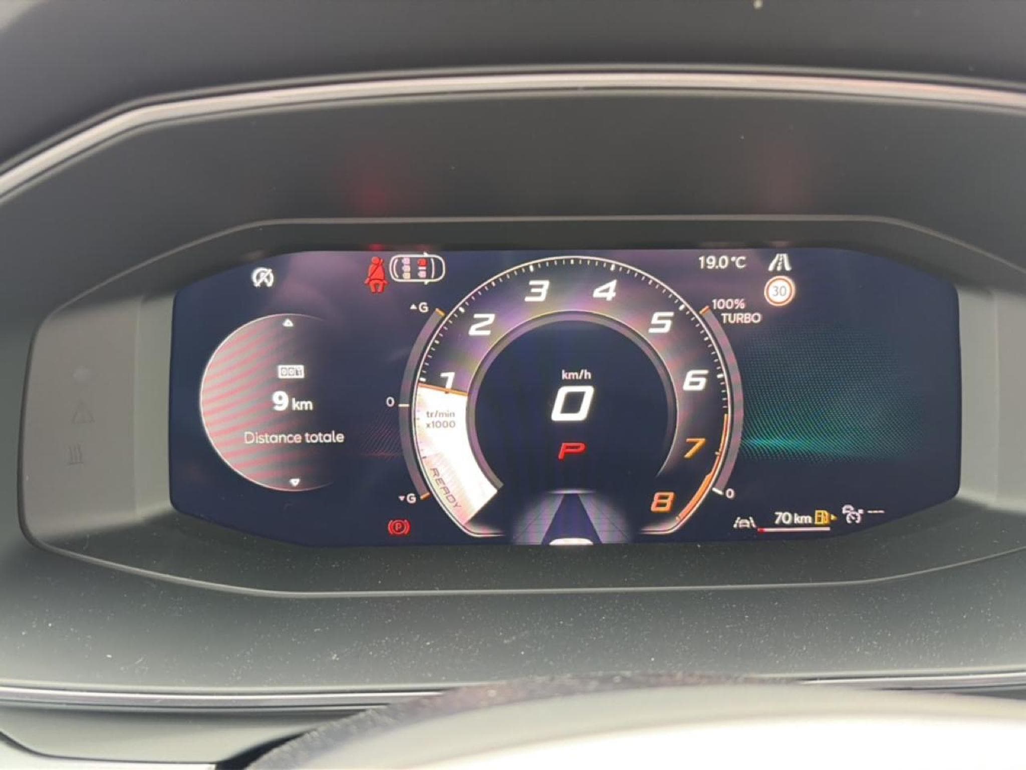 Cupra FORMENTOR 1.5 ETSI HYBRID 150 V DSG7 (2026) - Photo 13