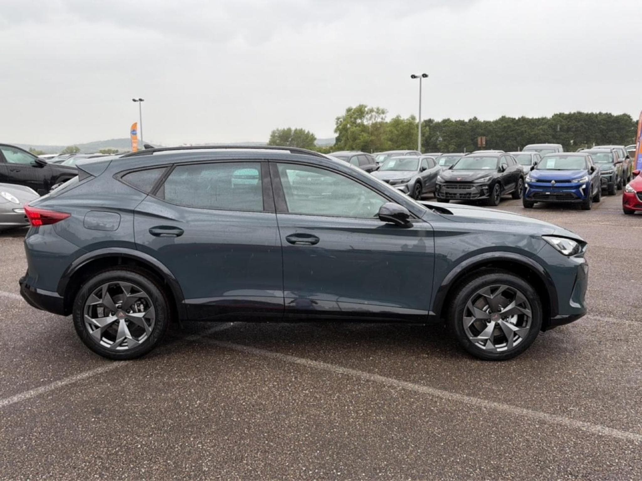 Cupra FORMENTOR 1.5 ETSI HYBRID 150 V DSG7 (2026) - Photo 4