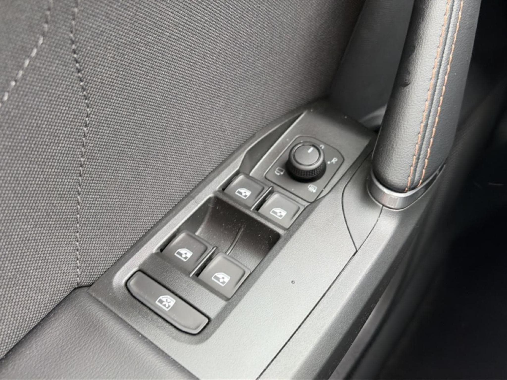 Cupra FORMENTOR 1.5 ETSI HYBRID 150 V DSG7 (2026) - Photo 11