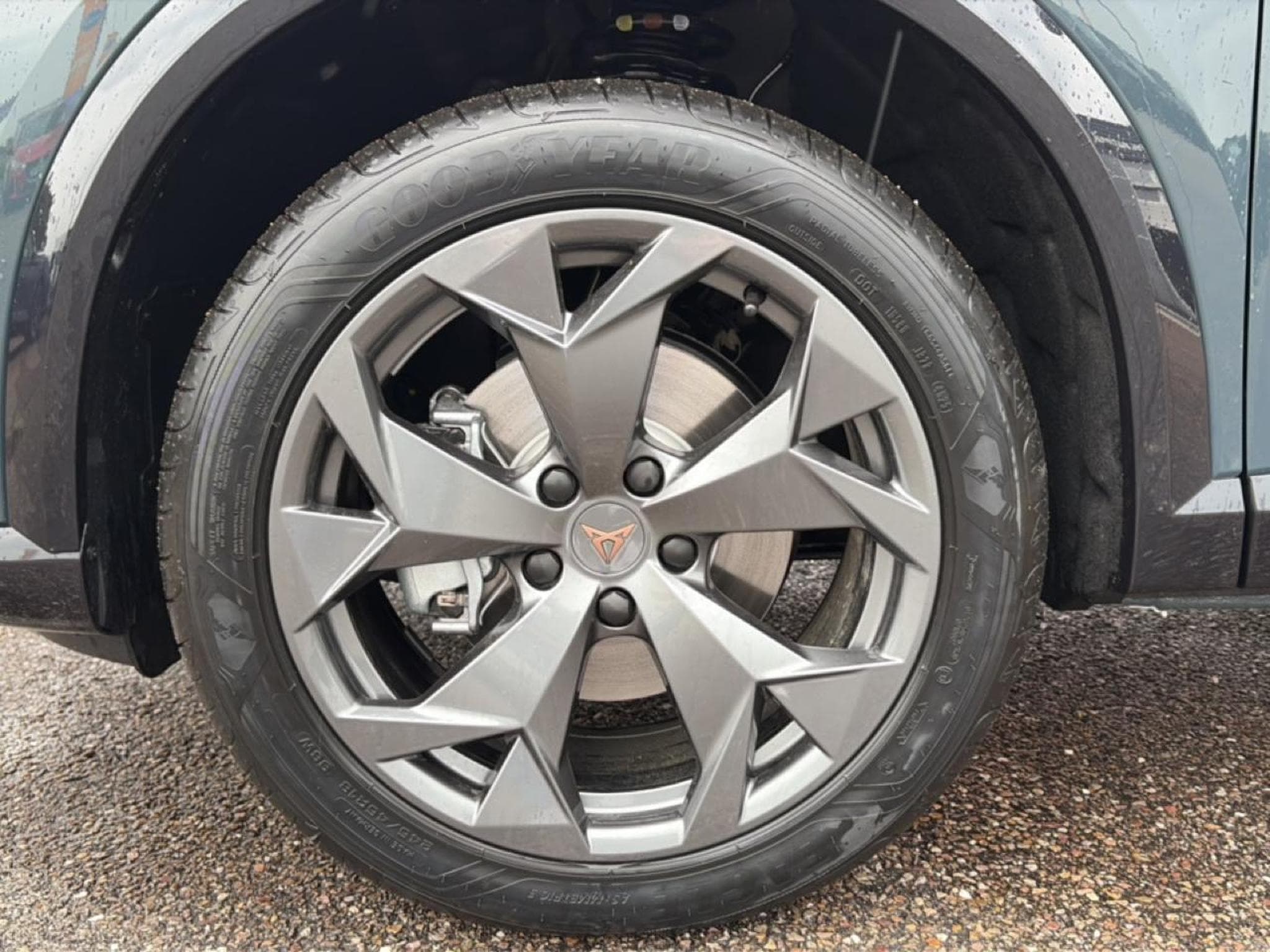 Cupra FORMENTOR 1.5 ETSI HYBRID 150 V DSG7 (2026) - Photo 9
