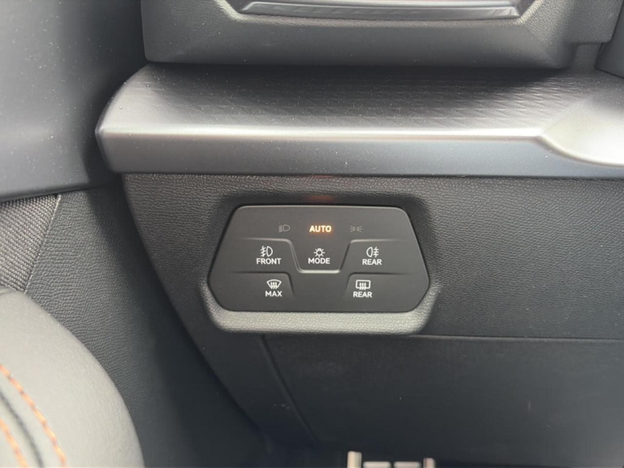 Cupra FORMENTOR 1.5 ETSI HYBRID 150 V DSG7 (2026) - Photo 12