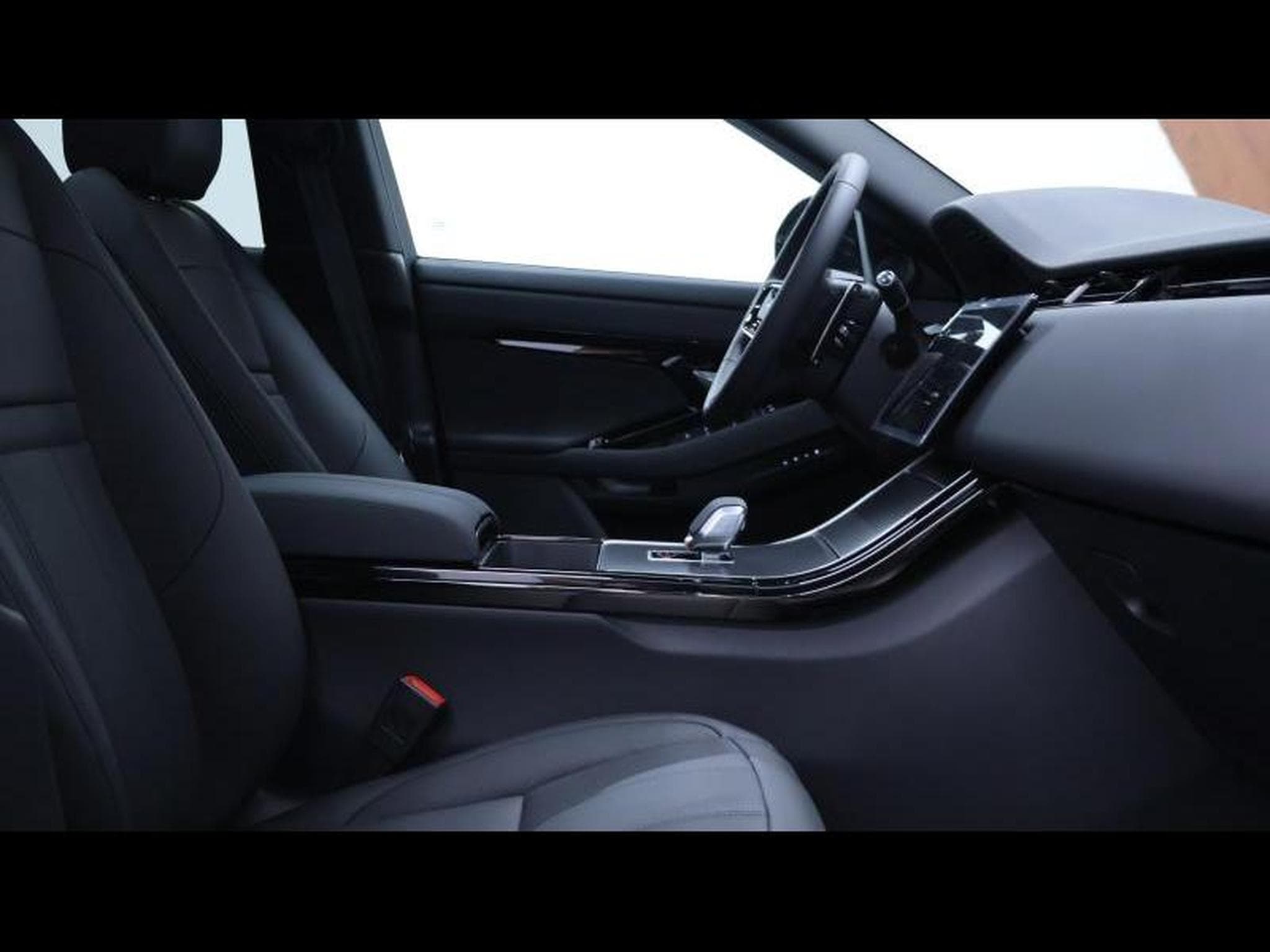 Land-Rover Range Rover Evoque P160 S FWD (2026) - Photo 11