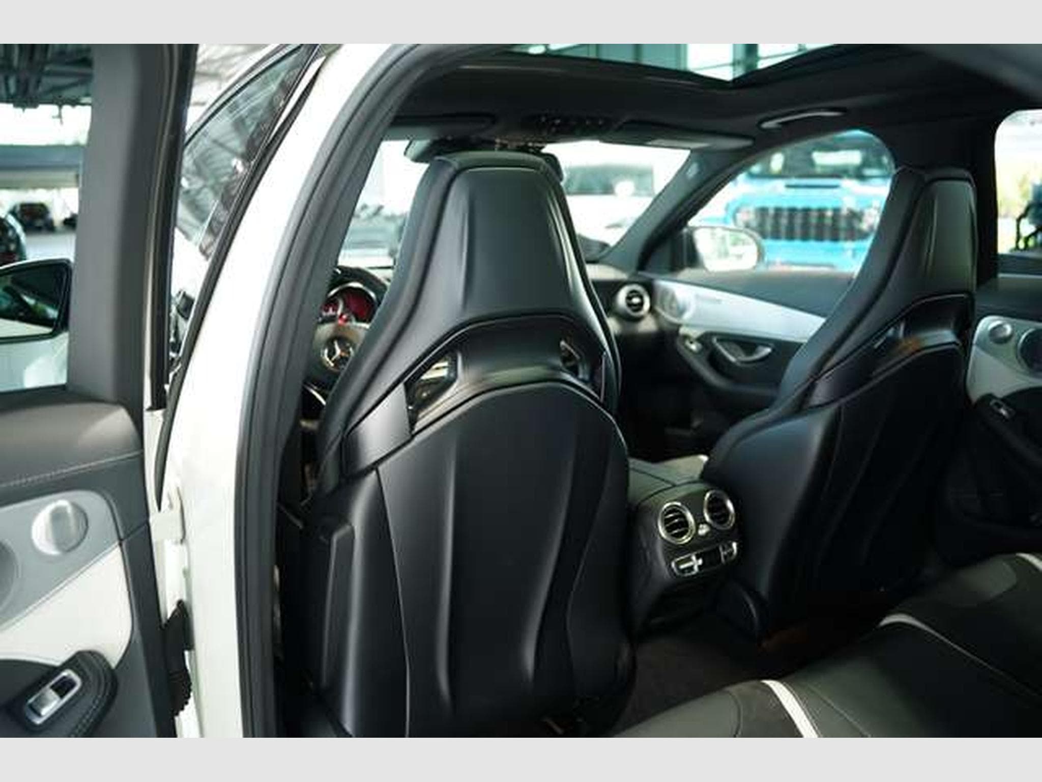 Mercedes C 63 AMG S Limousine *Perf-AGA *Perf-Sitze *Pano (2017) - Photo 16