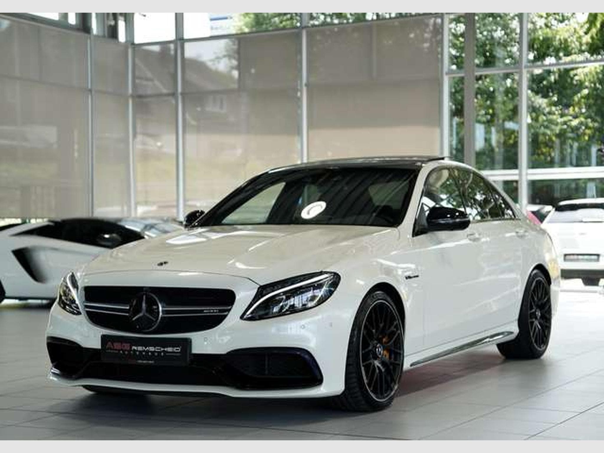 Mercedes C 63 AMG S Limousine *Perf-AGA *Perf-Sitze *Pano (2017) - Photo 5