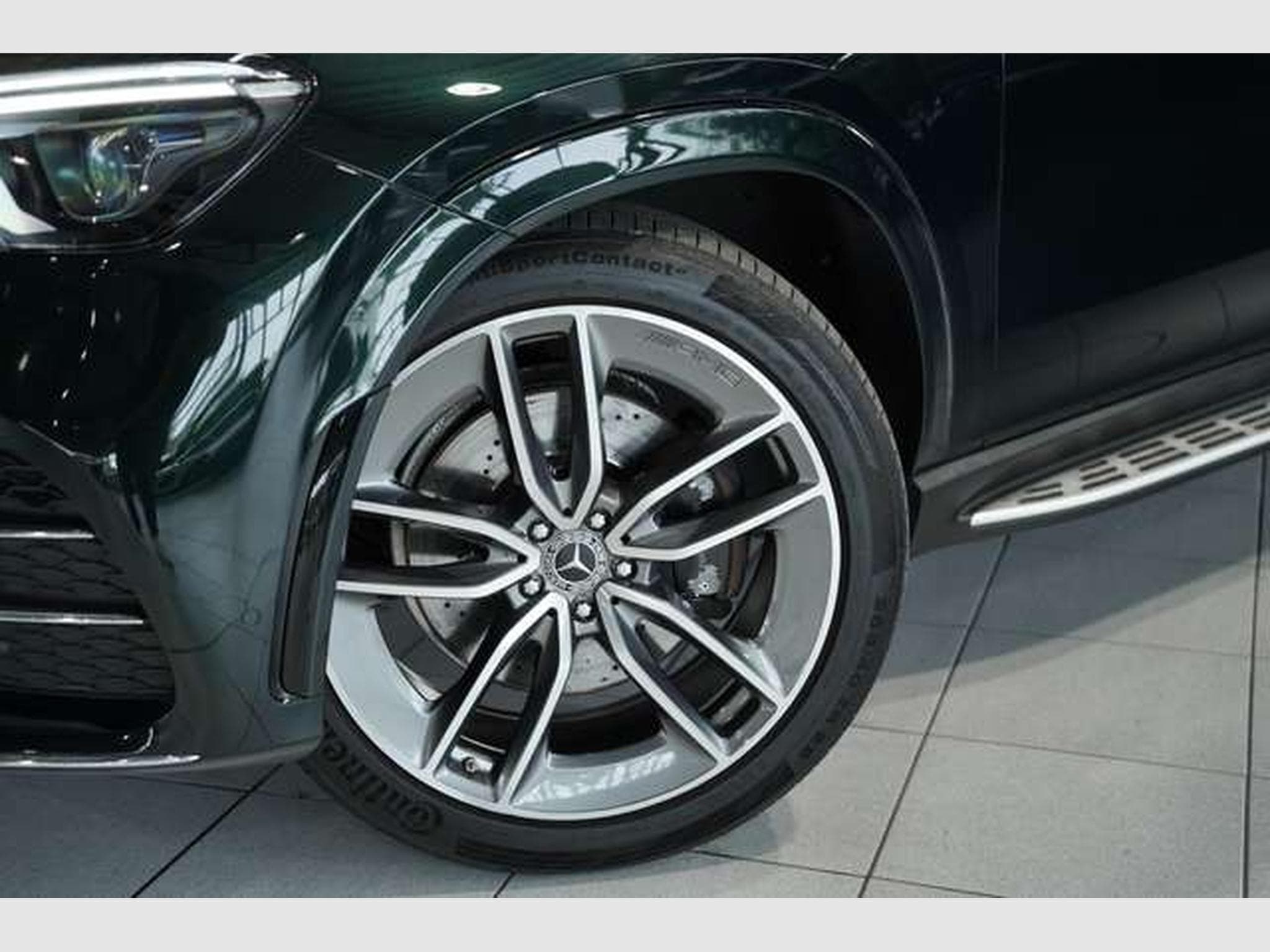 Mercedes GLE 400 d 4M AMG Line 2.H *22 *BURM *Pano *LUFT (2020) - Photo 3