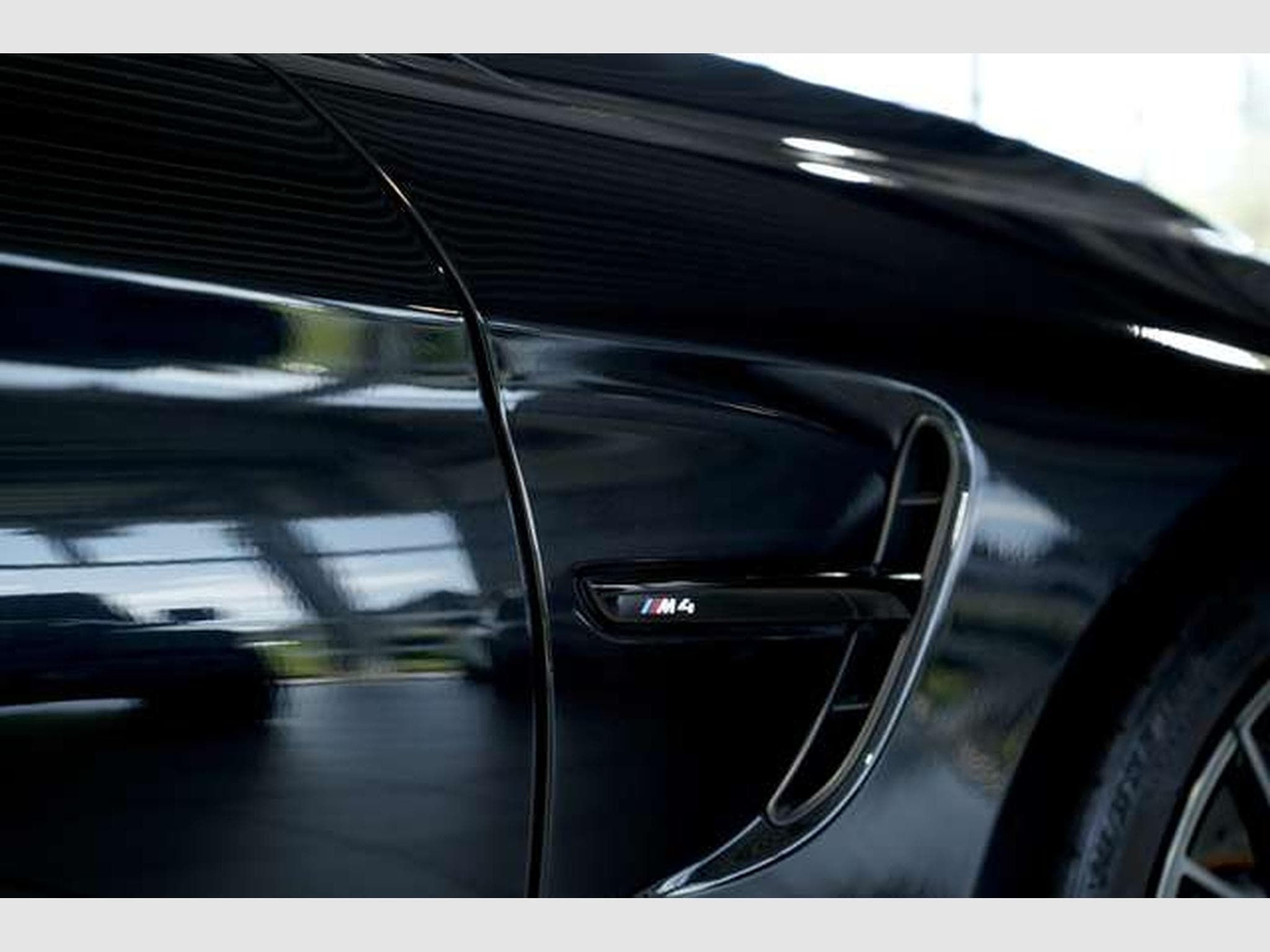 BMW M4 Competition Coupé *Schale *Carbon *HUD *360° (2020) - Photo 11