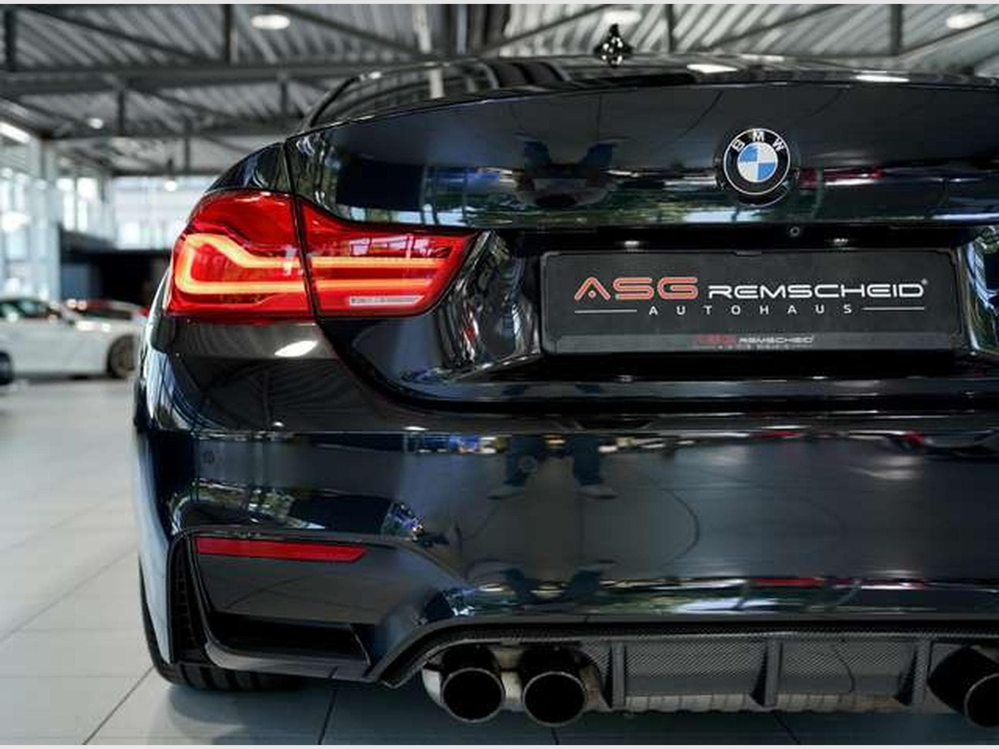 BMW M4 Competition Coupé *Schale *Carbon *HUD *360° (2020) - Photo 14