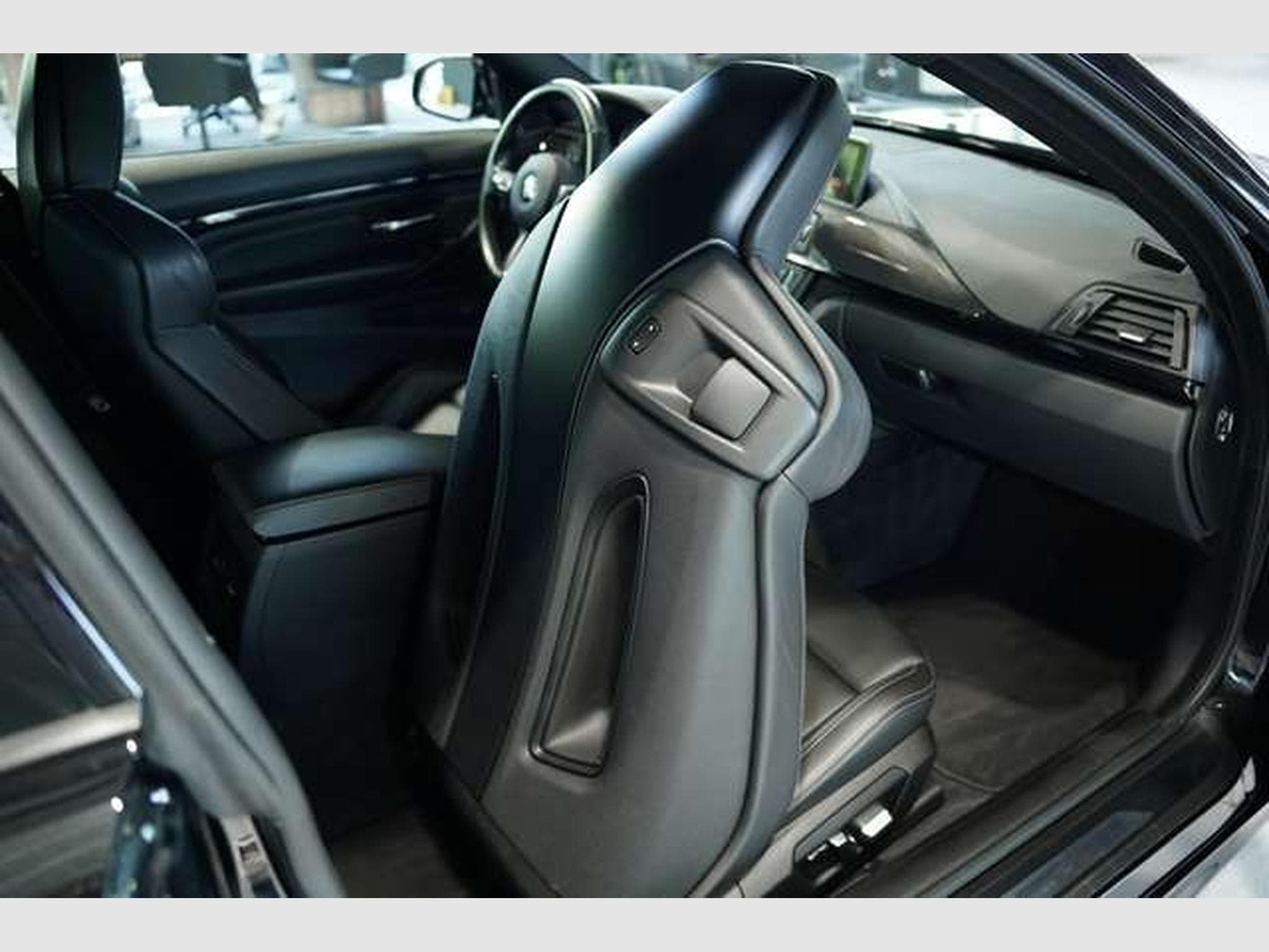 BMW M4 Competition Coupé *Schale *Carbon *HUD *360° (2020) - Photo 24