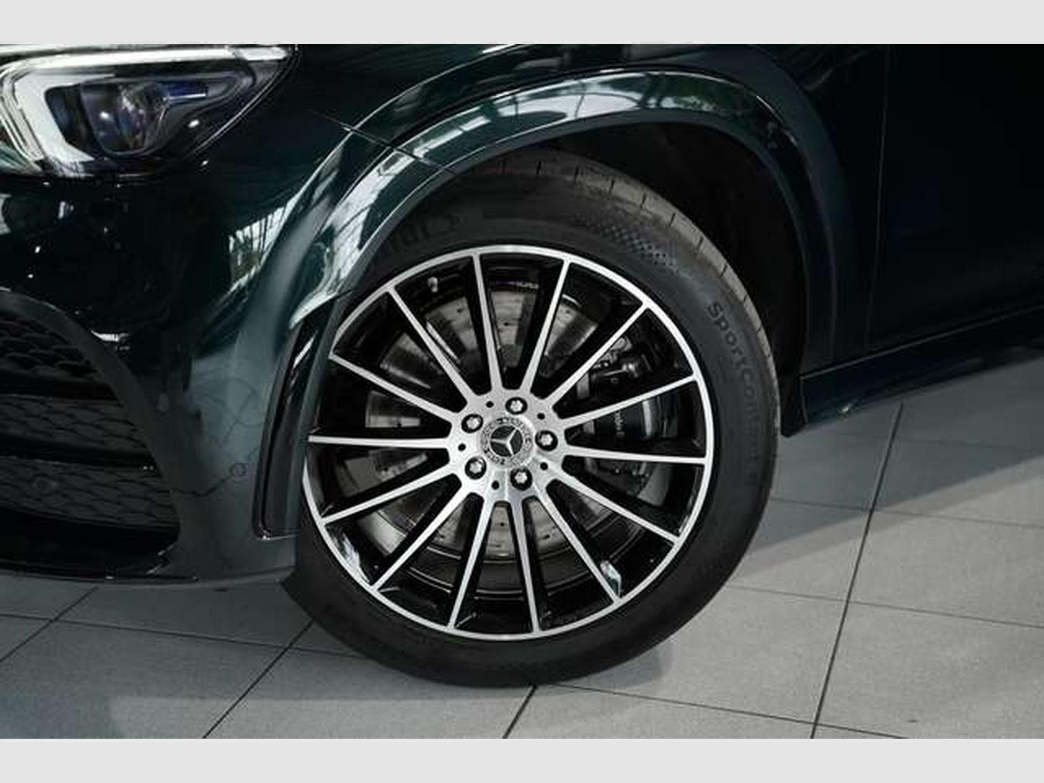 Mercedes GLE 400 d Coupé 4M AMG Line 1.H *21 *Pano*LUFT* (2024) - Photo 3