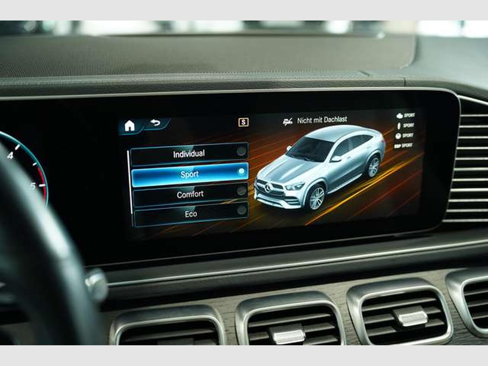 Mercedes GLE 400 d Coupé 4M AMG Line 1.H *21 *Pano*LUFT* (2024) - Photo 40