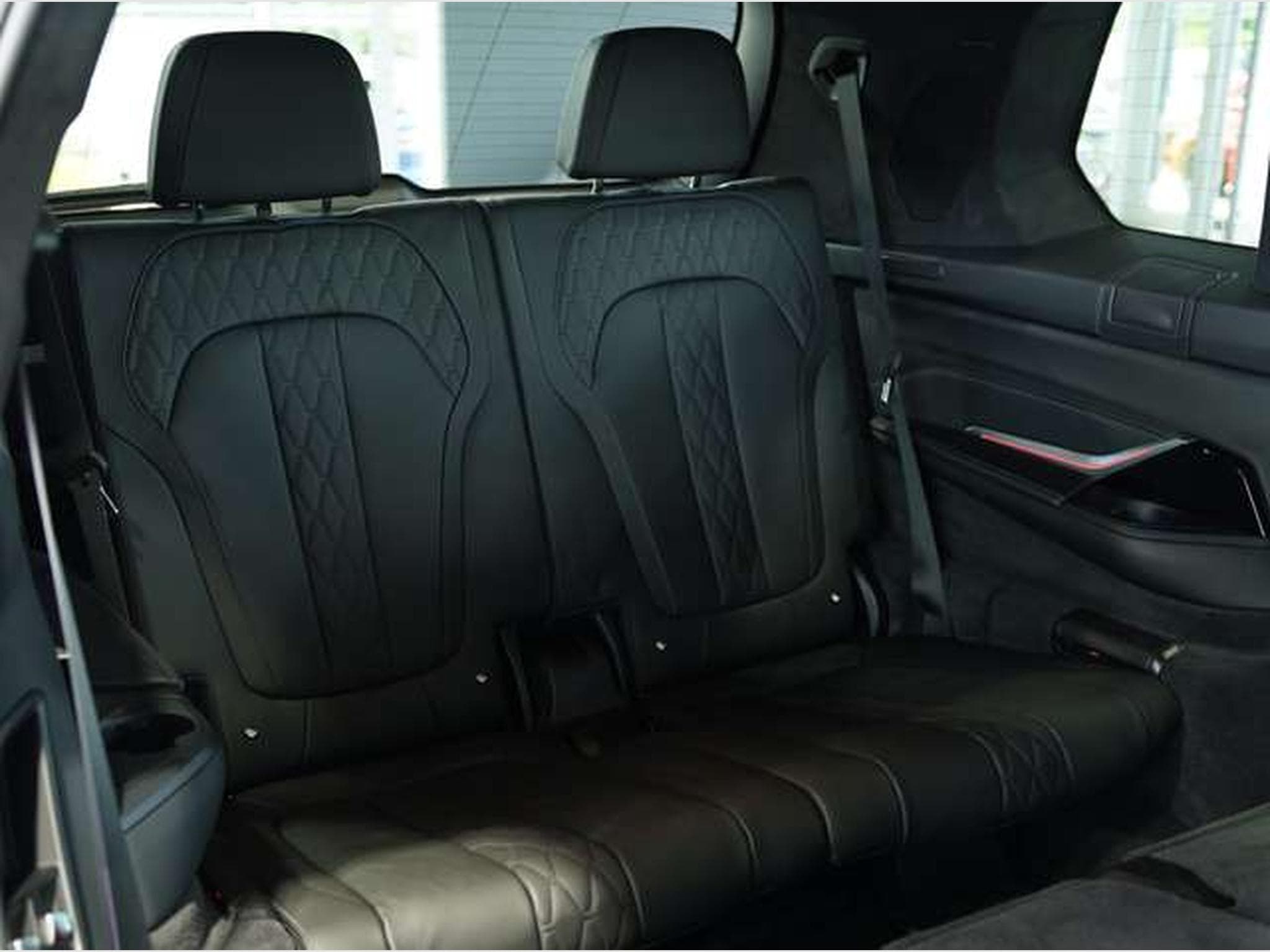 BMW X7 xD 40 d M Sport Pro 2H *22 *SkyLounge*Schale (2025) - Photo 27