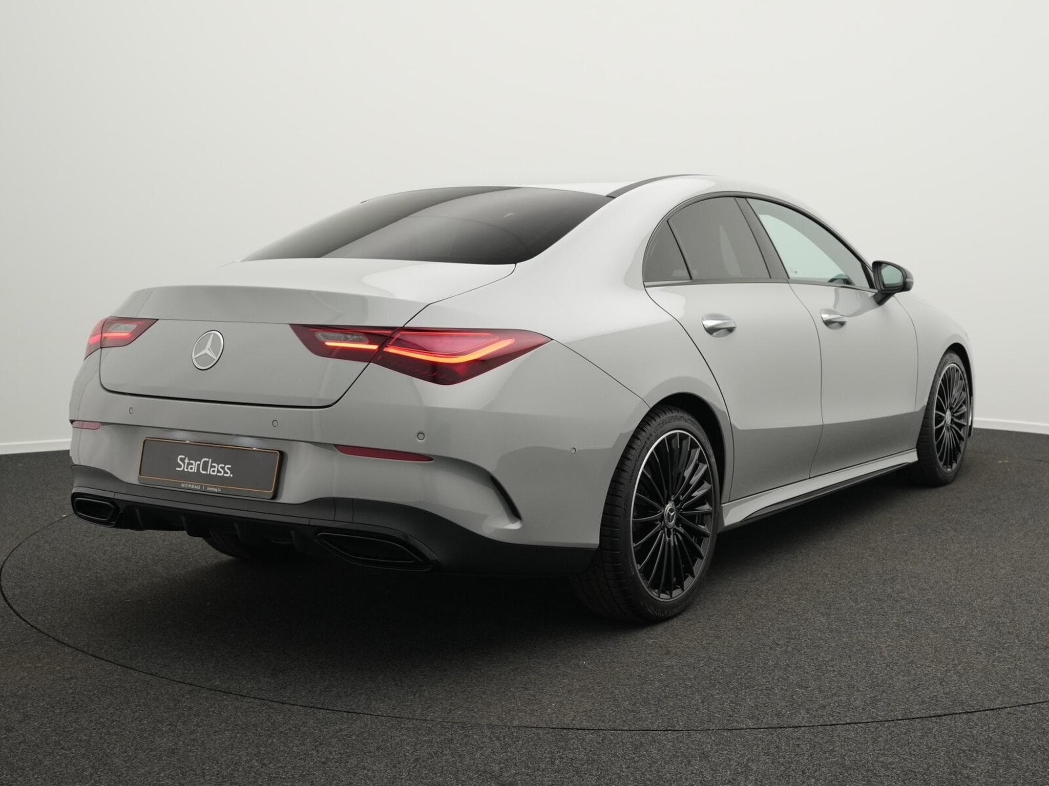 Mercedes CLA 200 AMG-Line Cpe Multi+Night+Kamera+19" (2025) - Photo 3