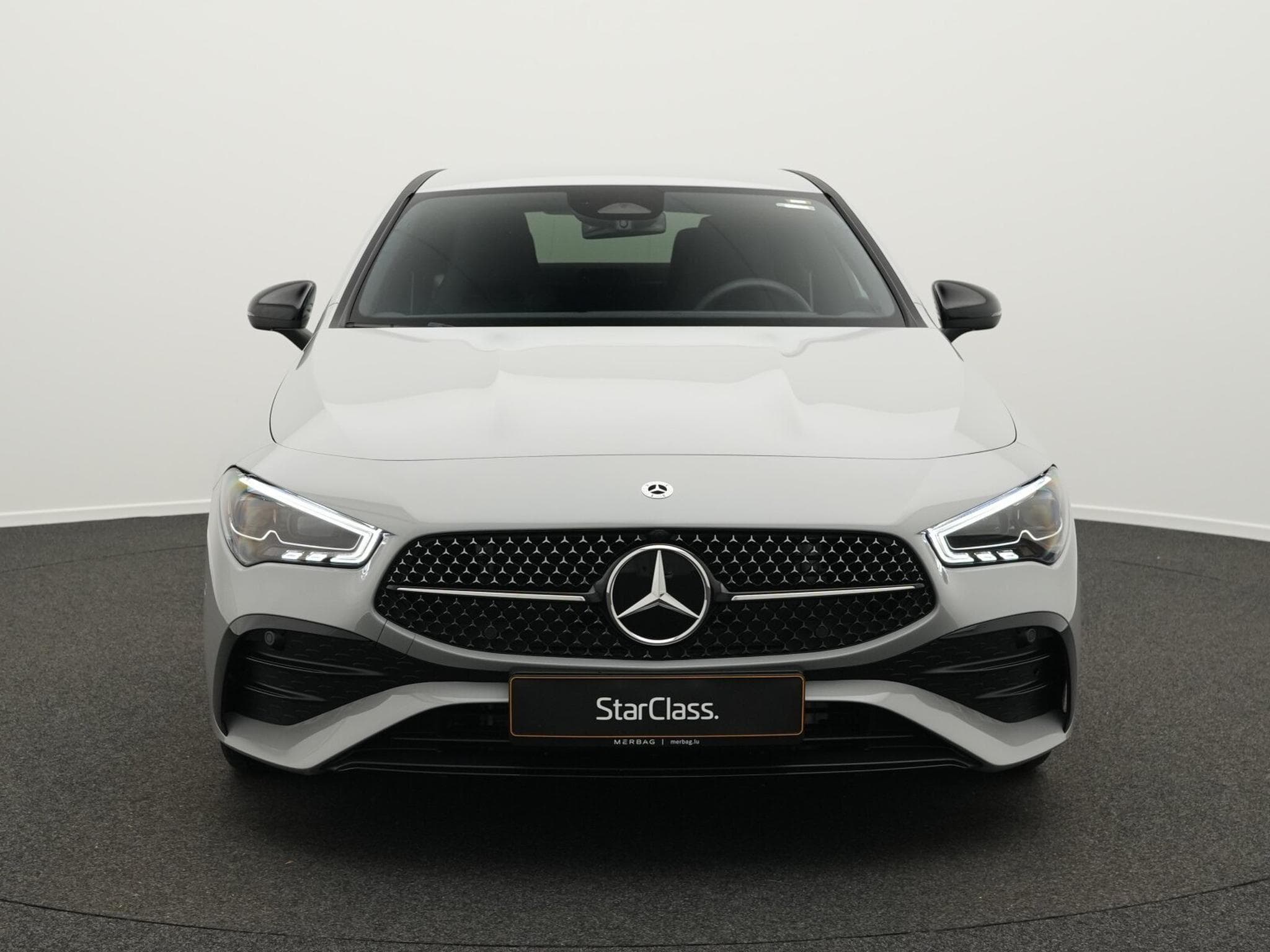Mercedes CLA 200 d AMG-Line Cpe Multi+Kamera+Night+19" (2025) - Photo 2