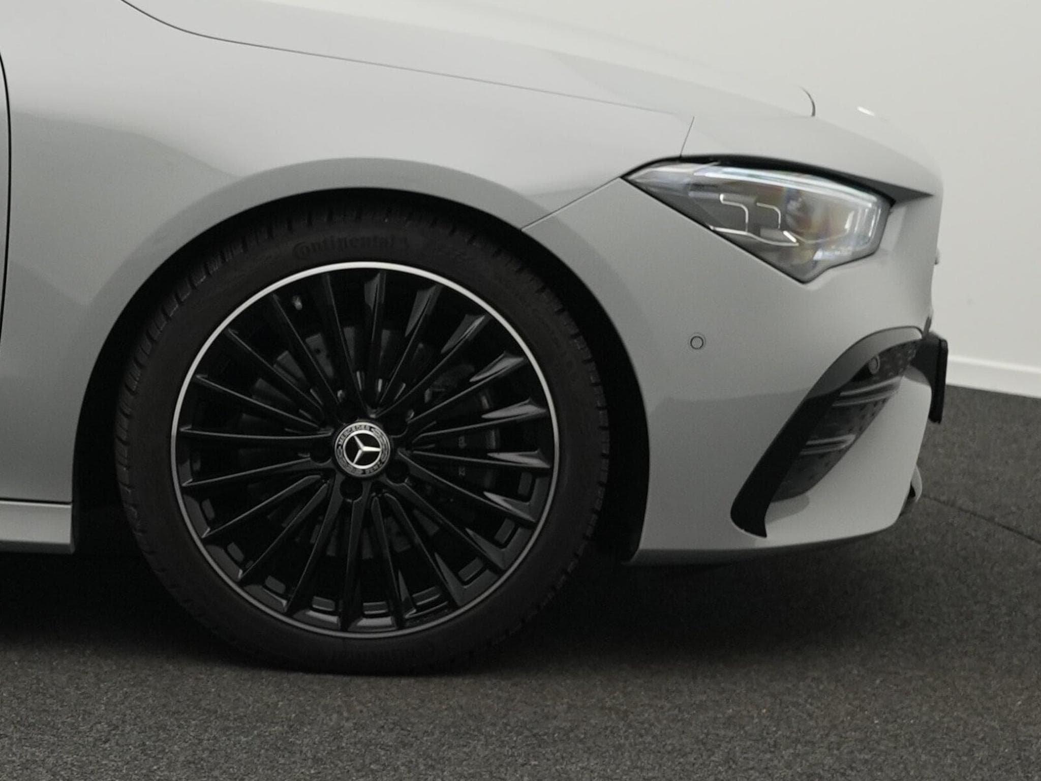 Mercedes CLA 200 d AMG-Line Cpe Multi+Kamera+Night+19" (2025) - Photo 6
