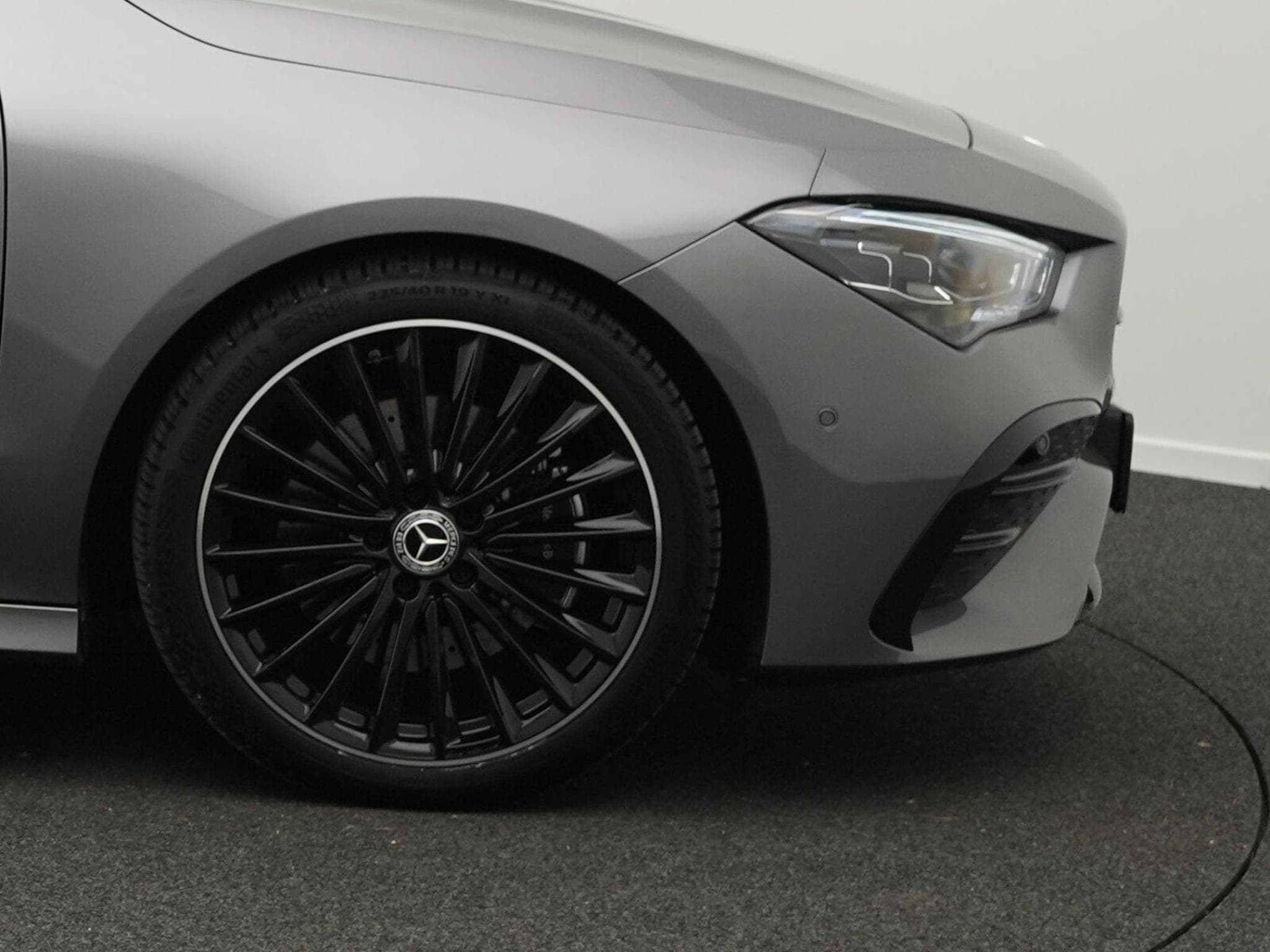 Mercedes CLA 200 AMG-Line Cpe Multi+Kamera+Night+19" (2025) - Photo 6