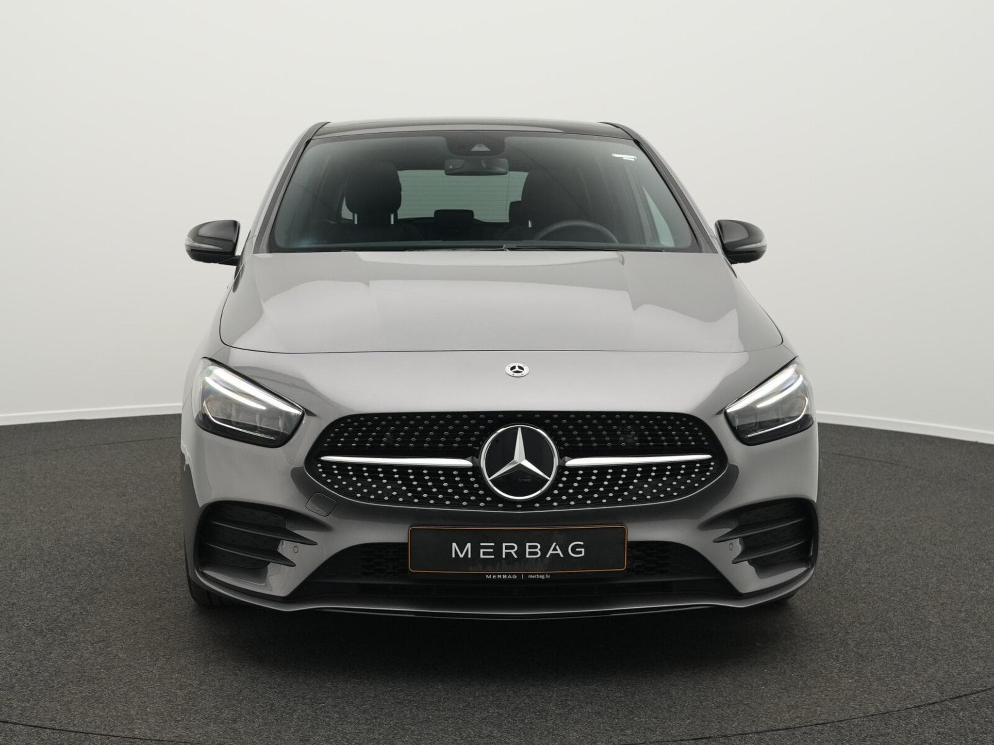 Mercedes B 200 d AMG-Line Night+Multi+Keyless (2019) - Photo 2