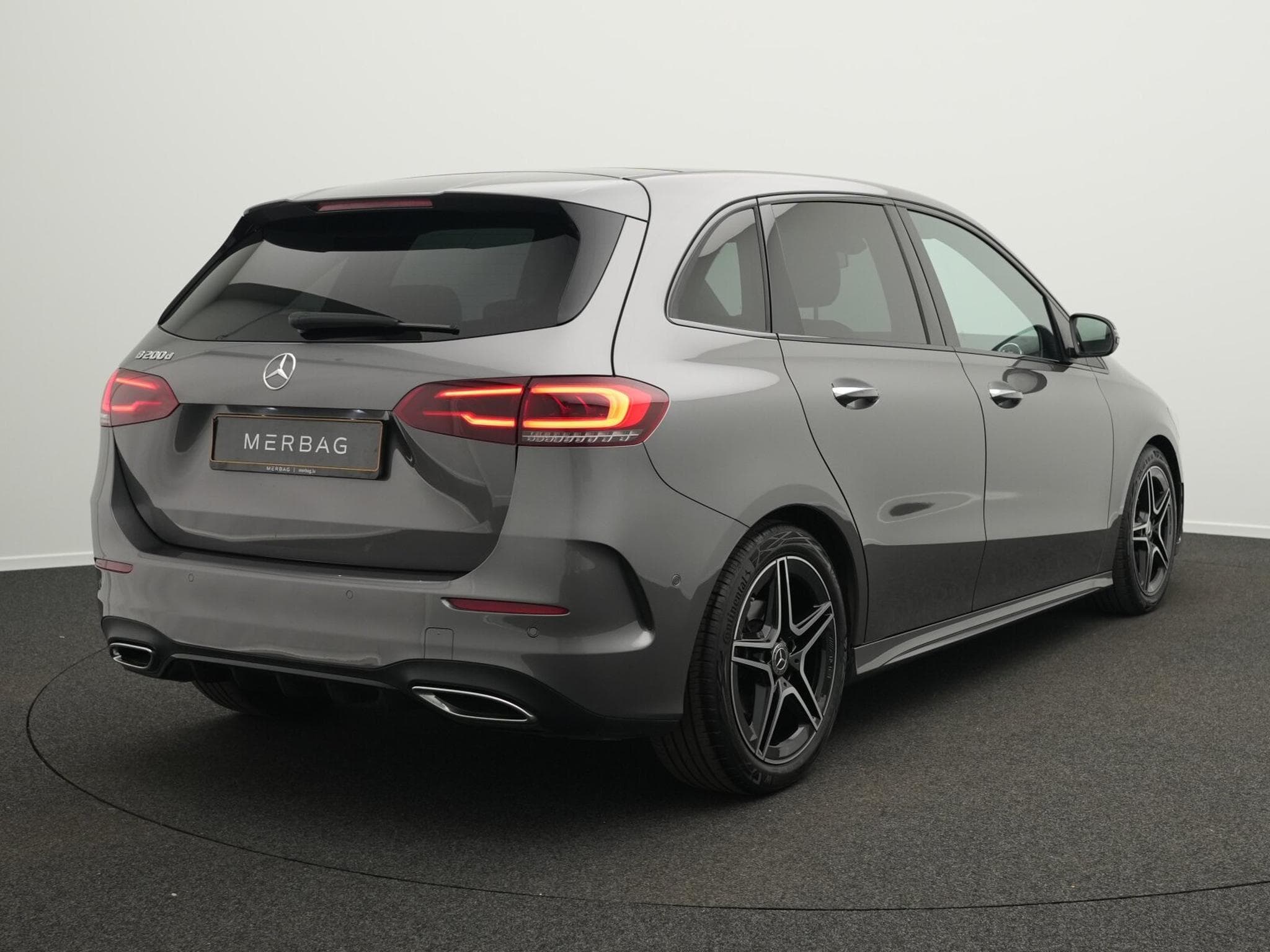Mercedes B 200 d AMG-Line Night+Multi+Keyless (2019) - Photo 3