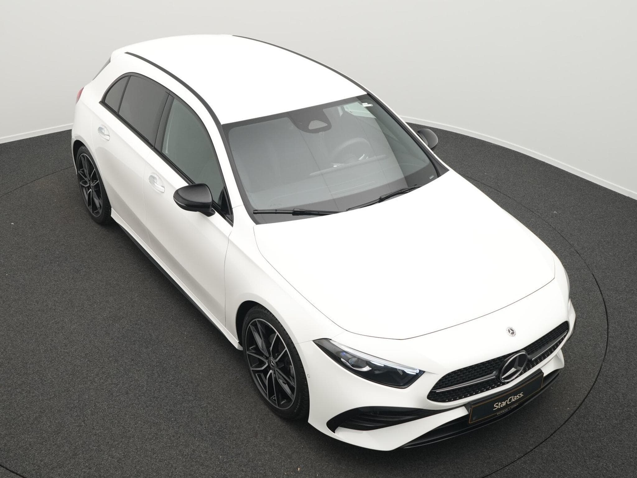 Mercedes A 200 AMG-Line Multi+Kamera+Night+19" (2025) - Photo 10