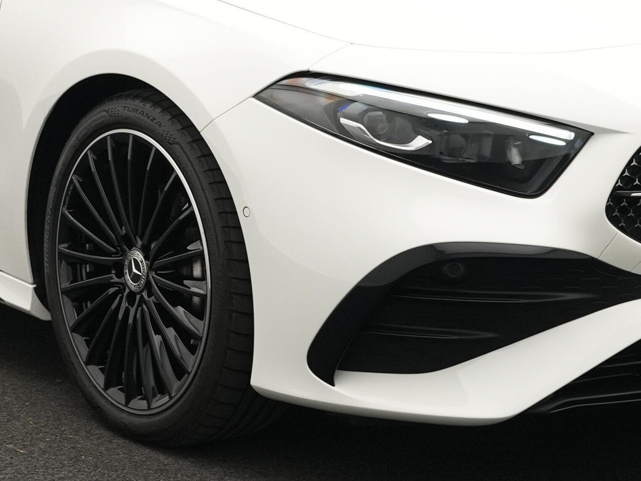 Mercedes A 200 d AMG-Line MUlti+Kamera+Night+19" (2025) - Photo 7