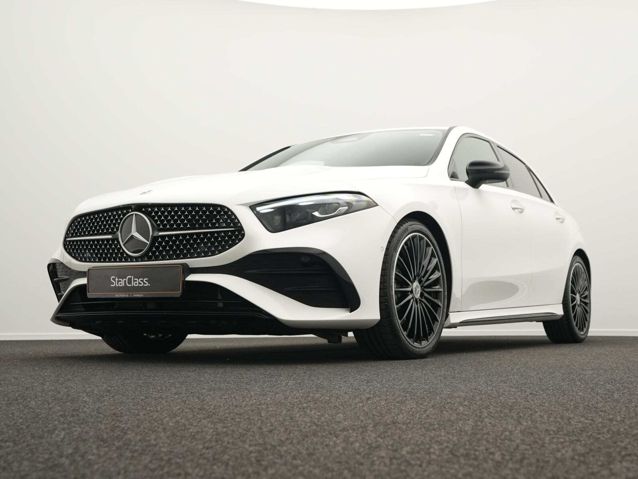 Mercedes A 200 d AMG-Line MUlti+Kamera+Night+19" (2025) - Photo 8