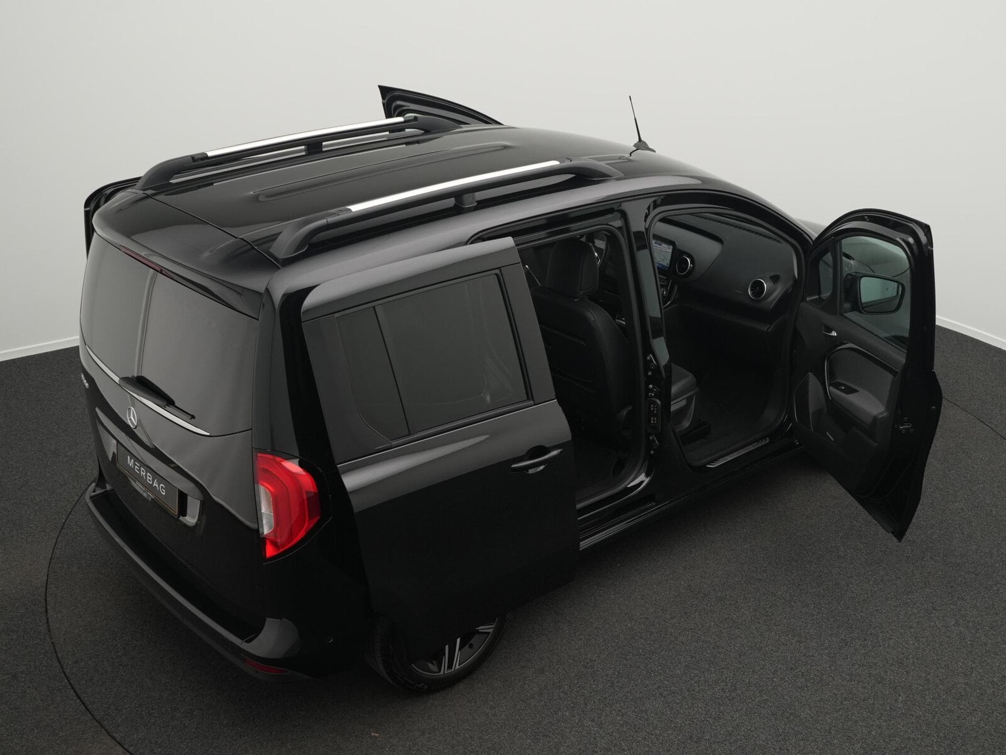Mercedes T PROGRESSIVE Standard (2025) - Photo 13