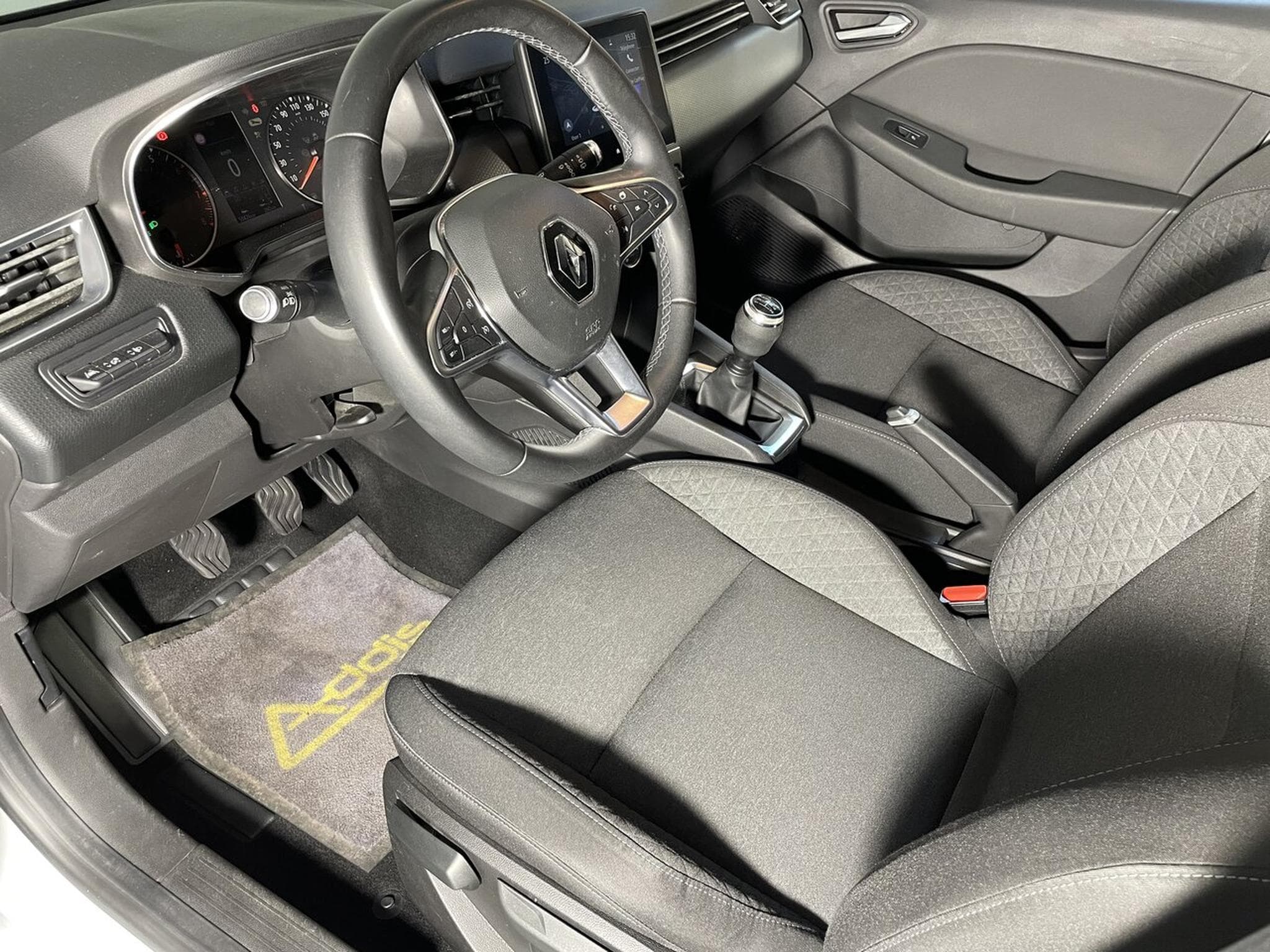 Renault Clio V 1.0 TCE 100 CORPORATE GPS BLUETOOTH (2019) - Photo 10