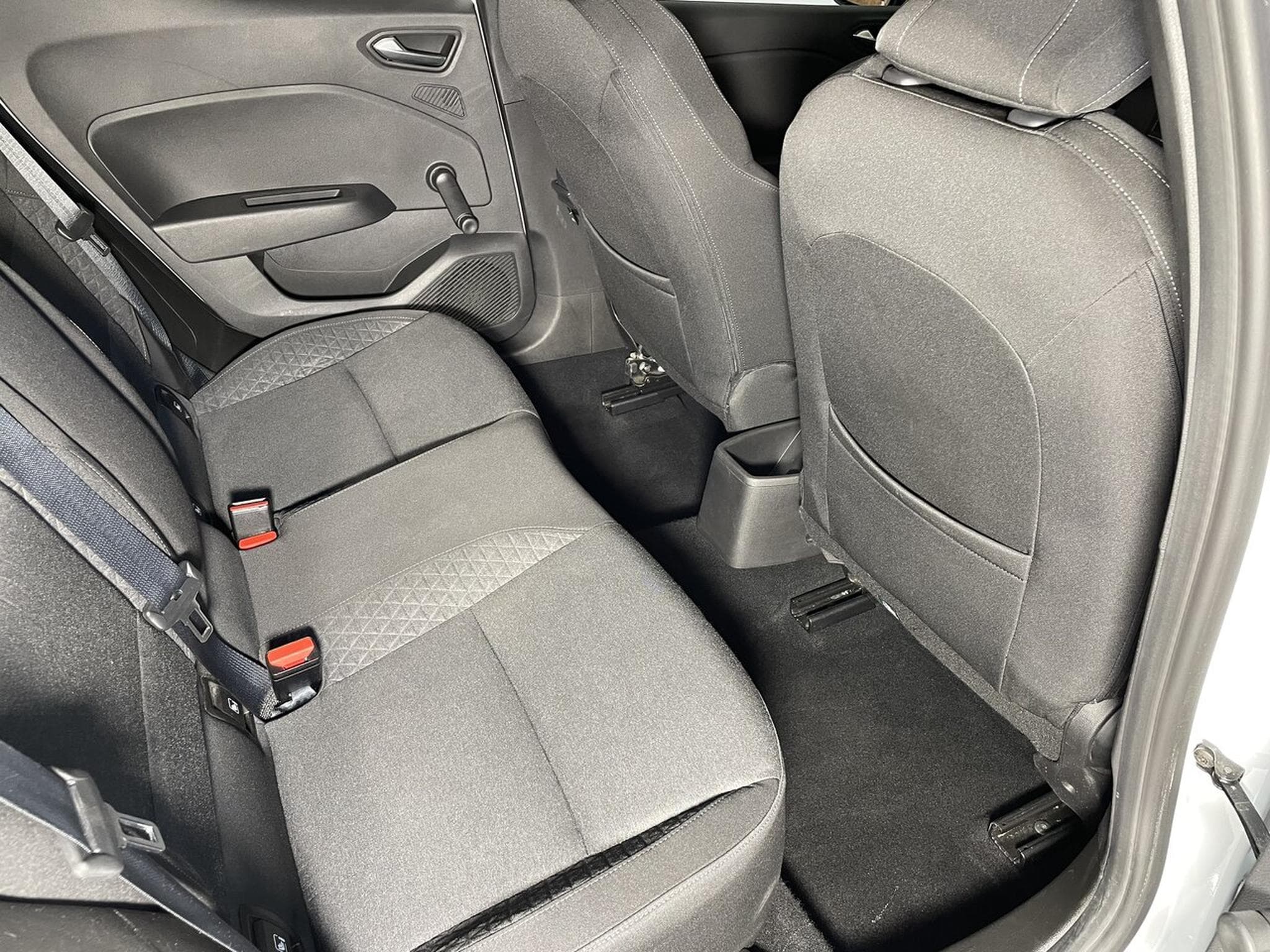 Renault Clio V 1.0 TCE 100 CORPORATE GPS BLUETOOTH (2019) - Photo 13