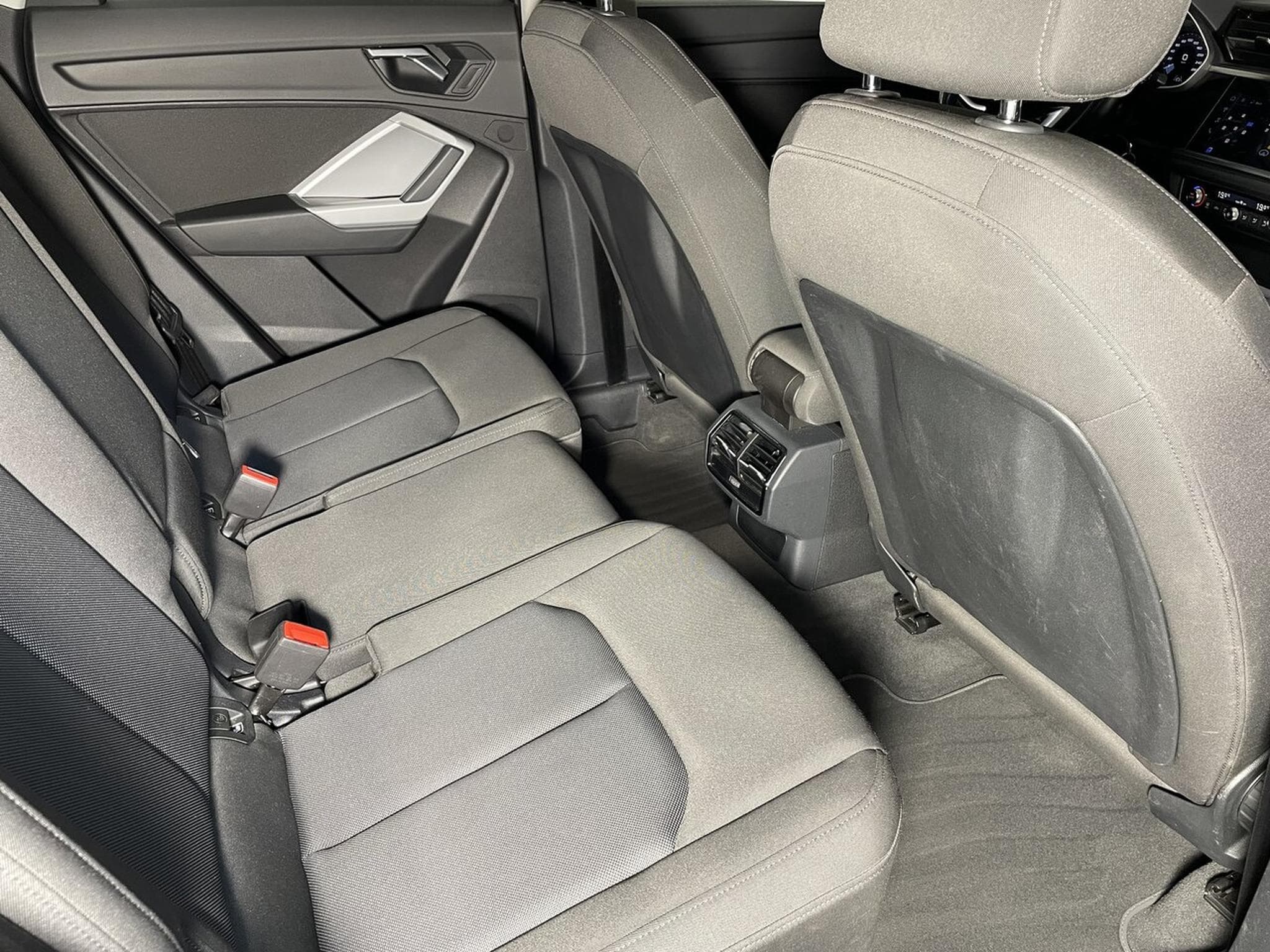 Audi Q3 SPORTBACK 35 TDI 150 S-TRONIC VIRTUAL COCKPIT (2021) - Photo 15
