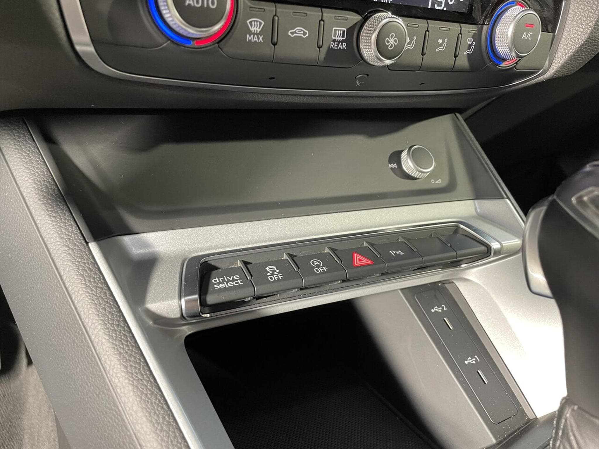 Audi Q3 SPORTBACK 35 TDI 150 S-TRONIC VIRTUAL COCKPIT (2021) - Photo 7