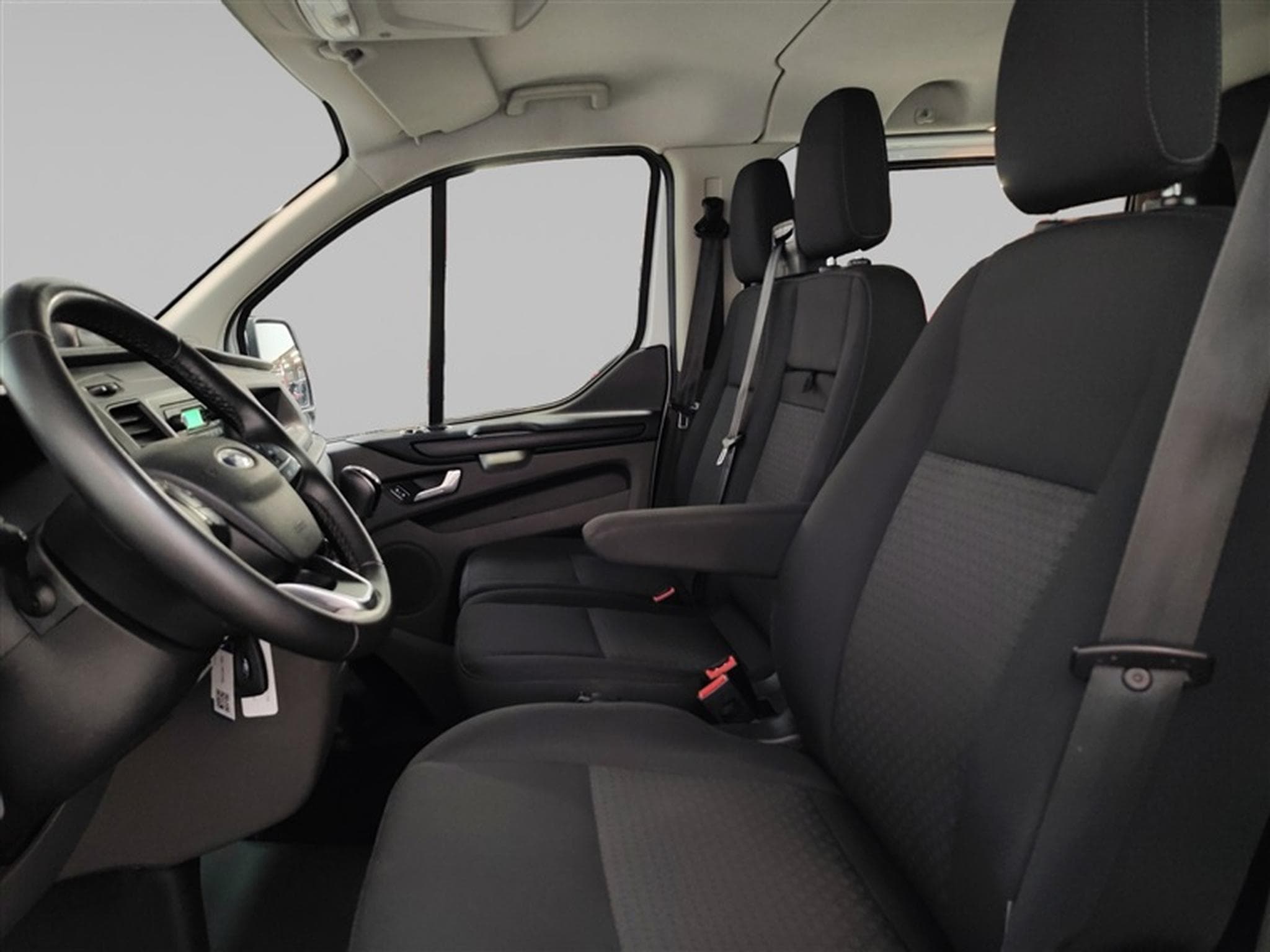 Ford Transit 2.0 TDCi L2H1 320 Dble Cab. CLIM / PDC AV-AR (2022) - Photo 7